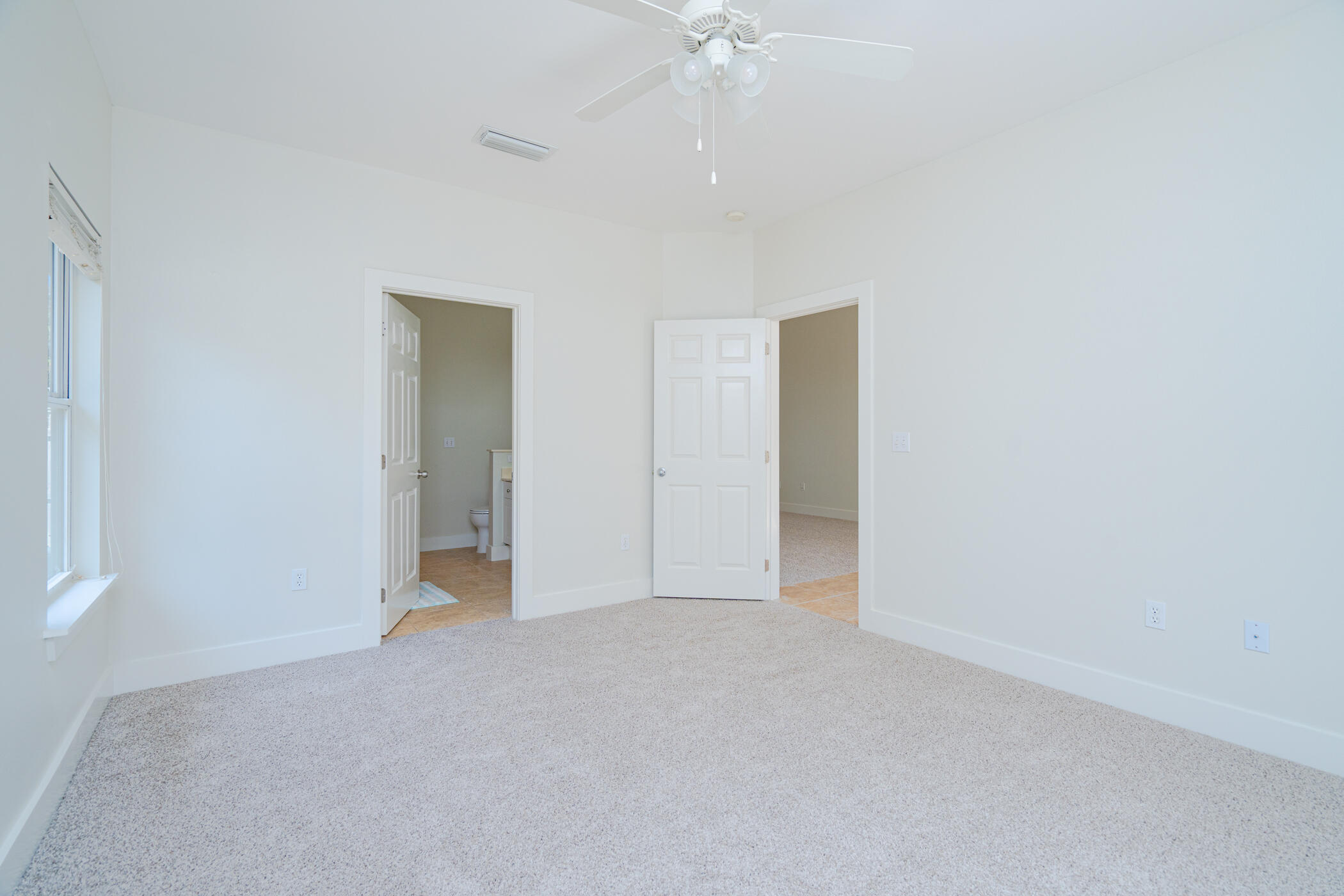 SHORTLINE LAKE ESTATES - Residential