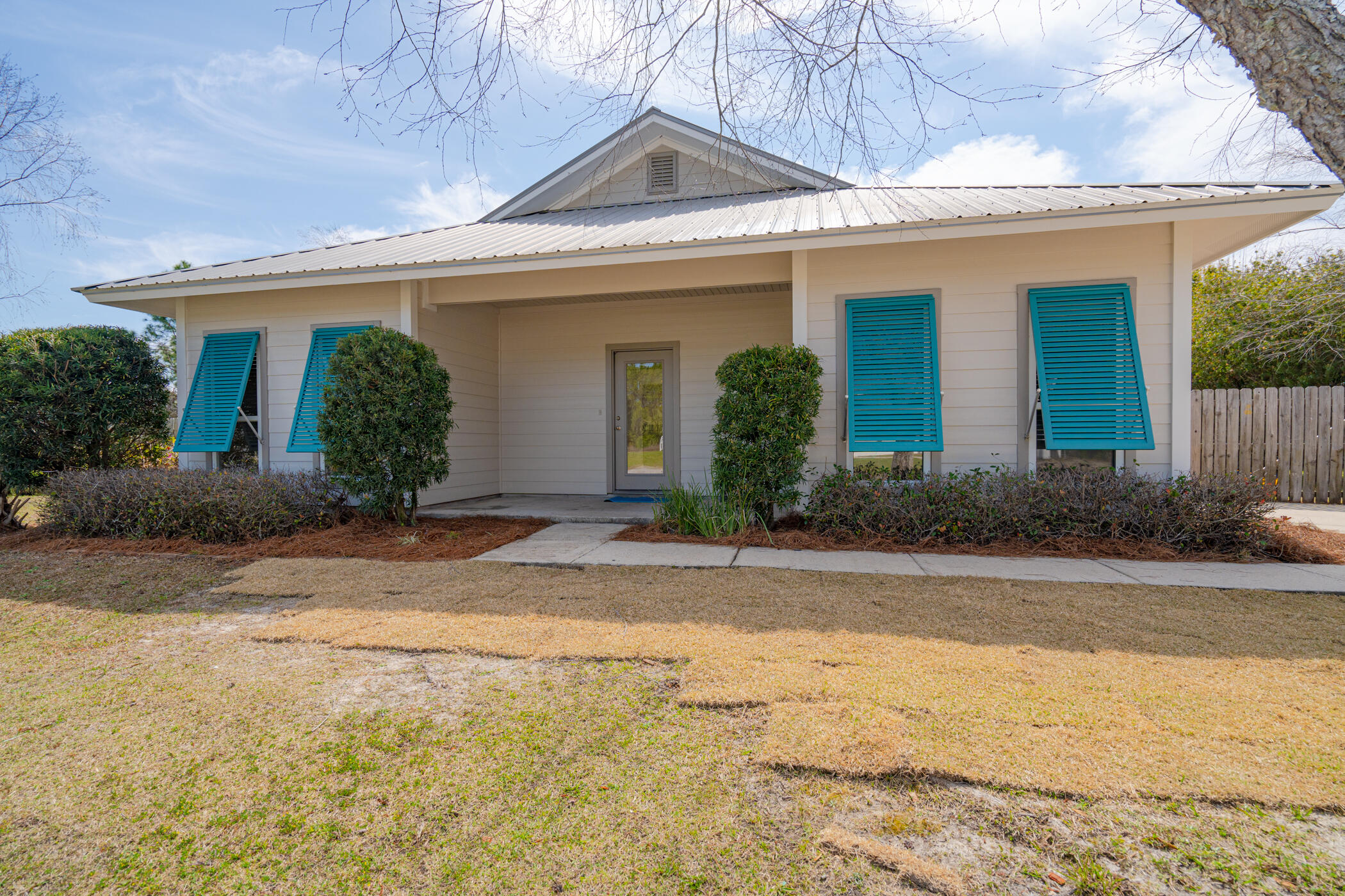 SHORTLINE LAKE ESTATES - Residential