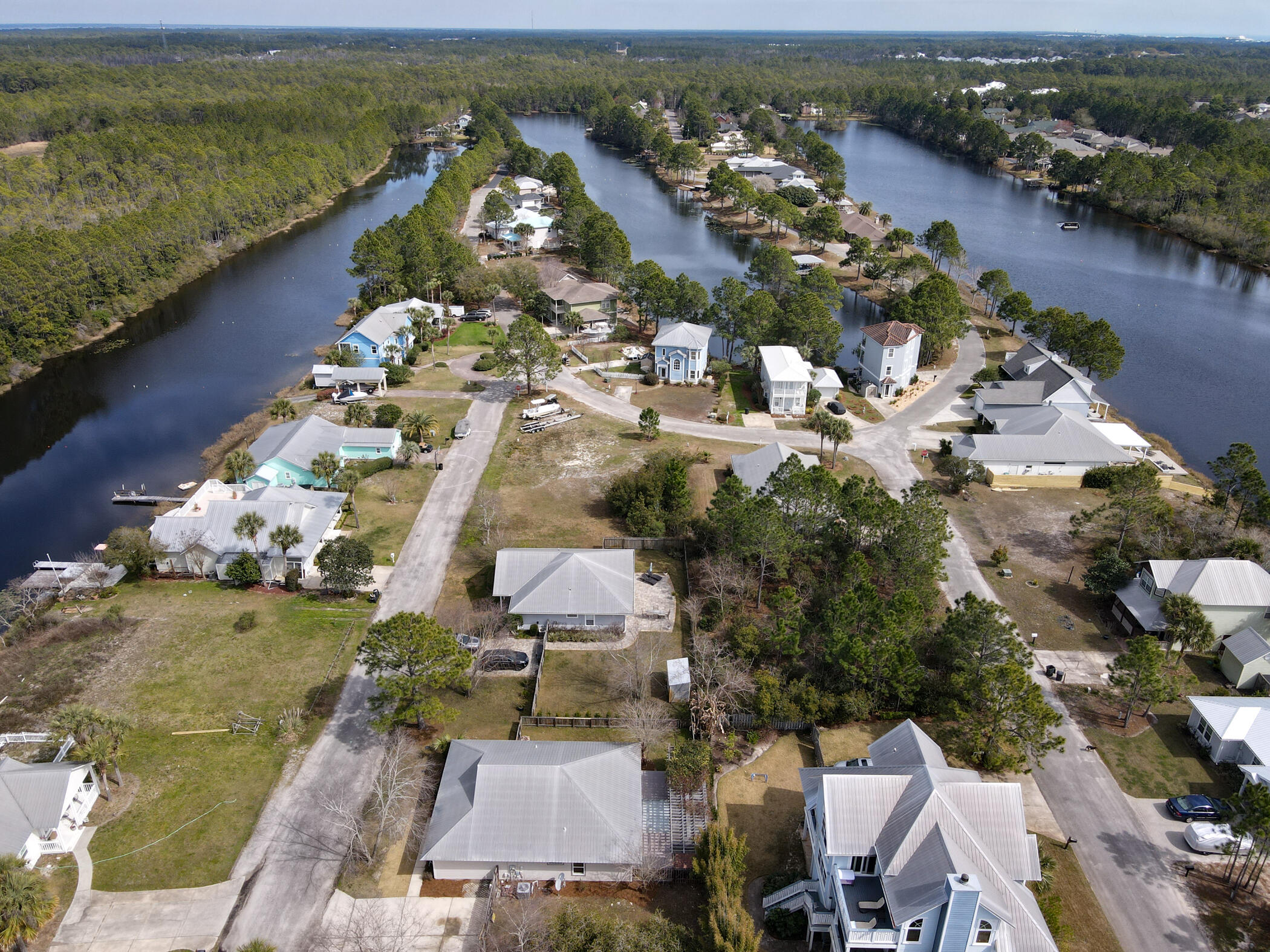 SHORTLINE LAKE ESTATES - Residential