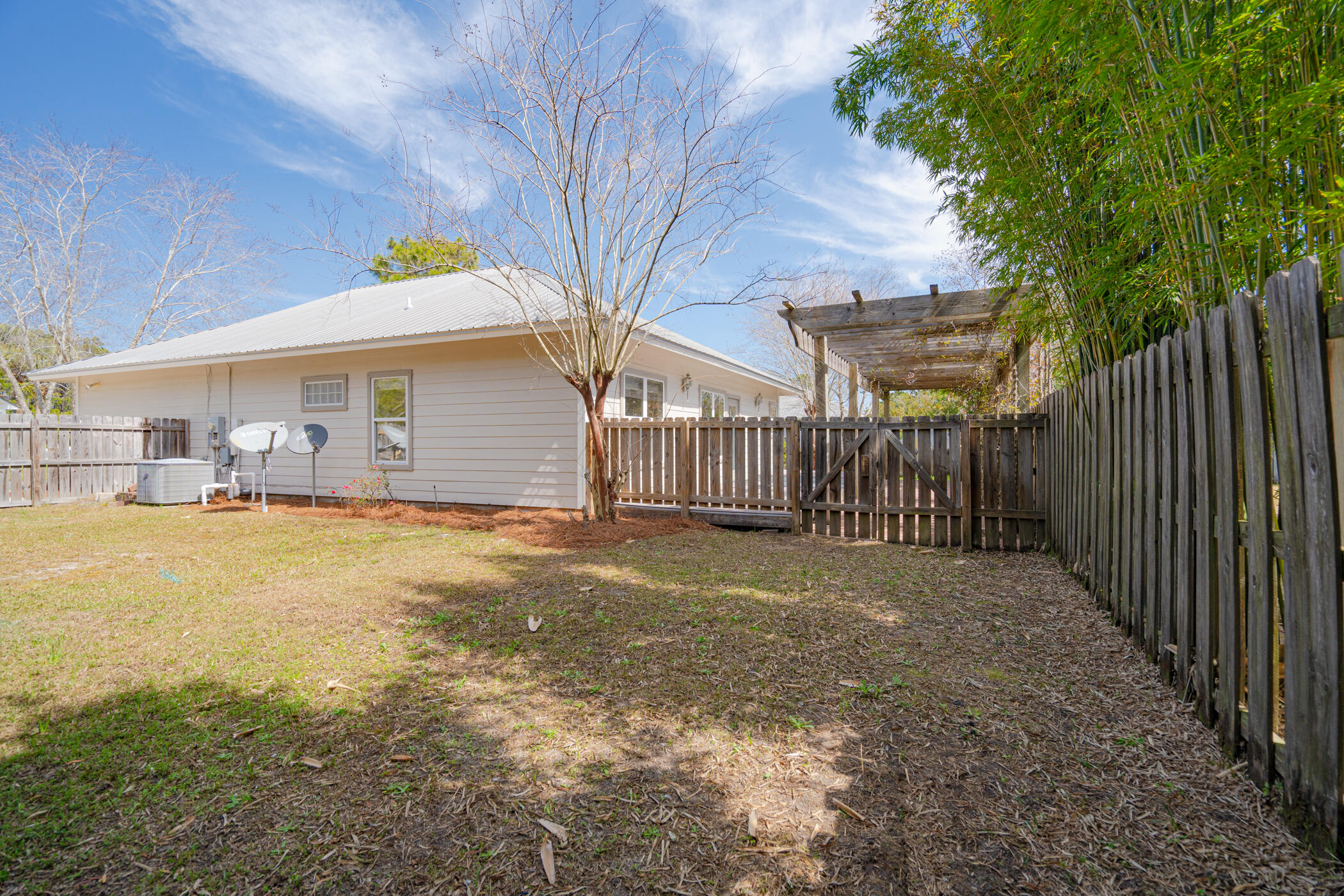 SHORTLINE LAKE ESTATES - Residential