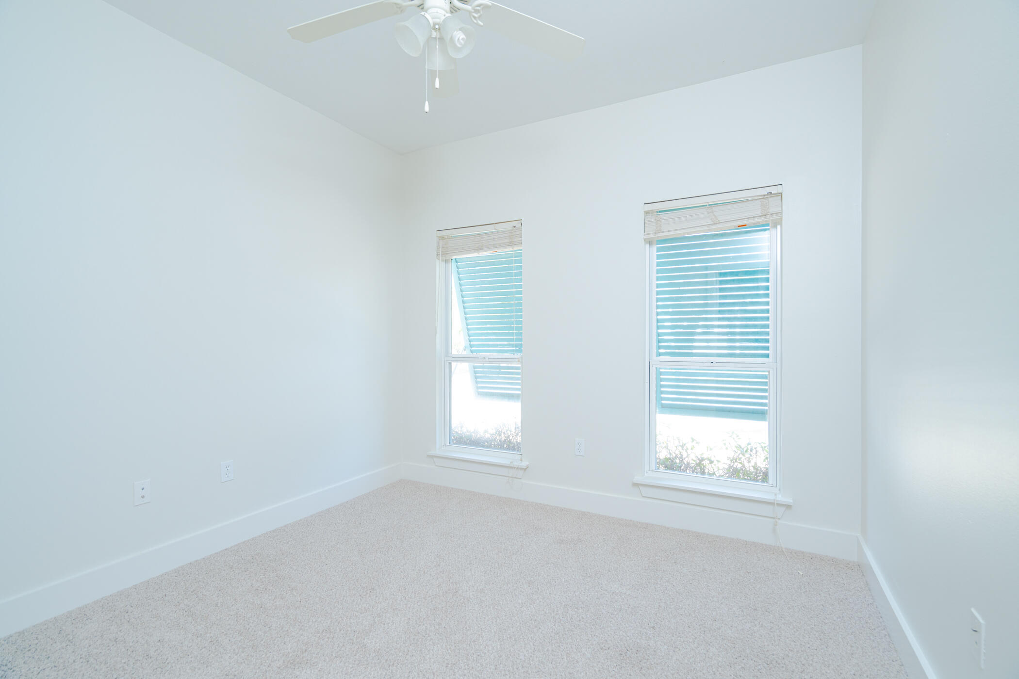 SHORTLINE LAKE ESTATES - Residential