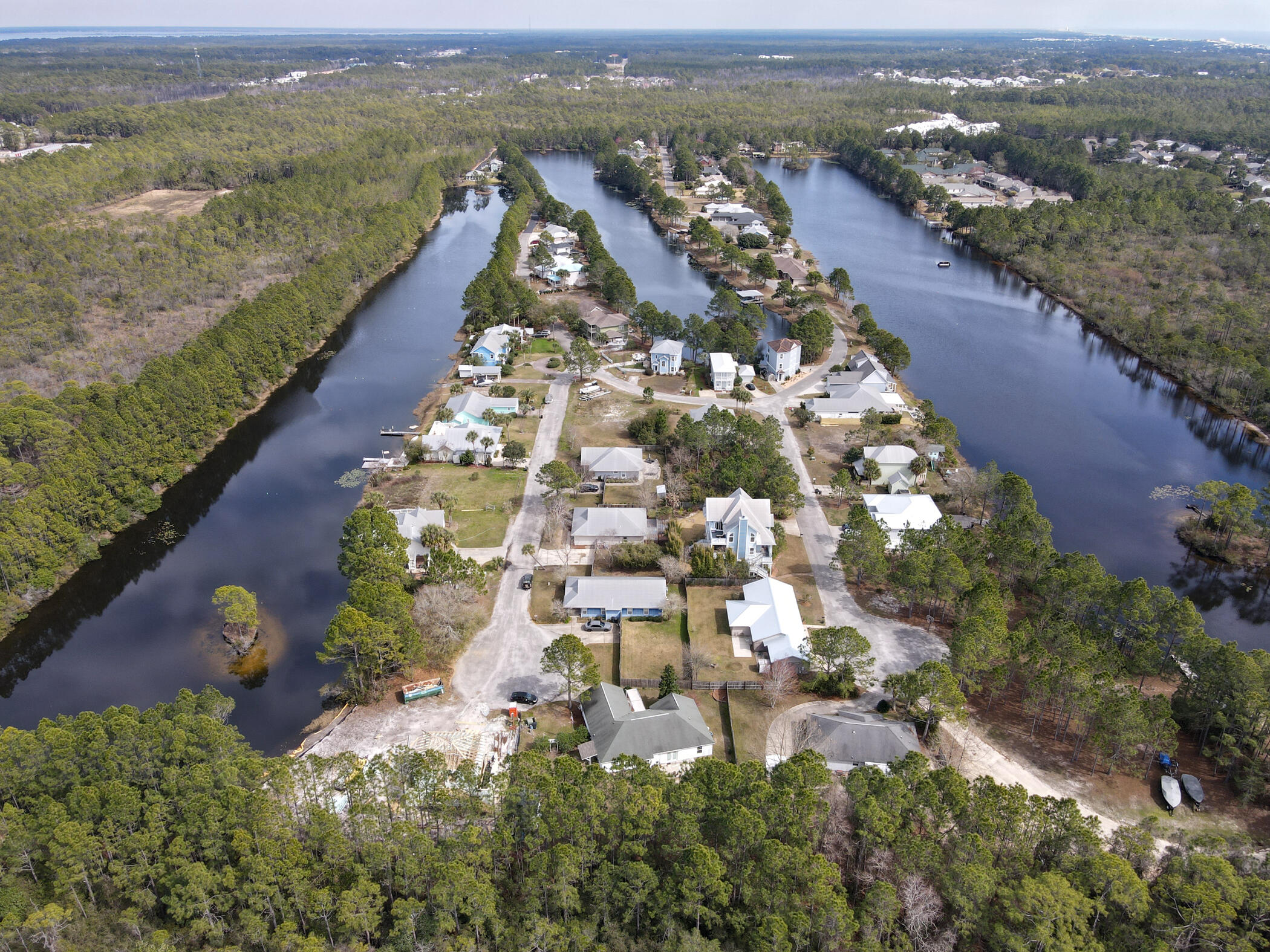 SHORTLINE LAKE ESTATES - Residential