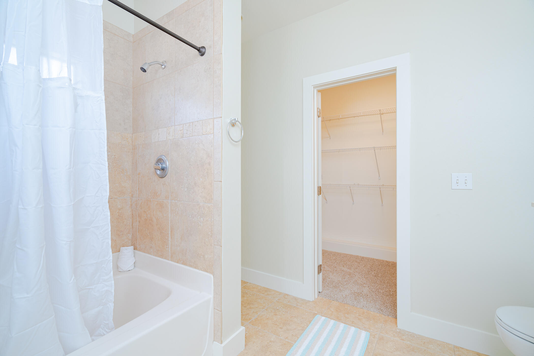 SHORTLINE LAKE ESTATES - Residential