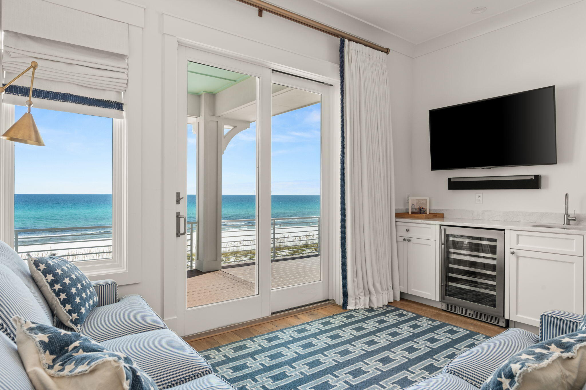 VILLA PRIMERA - Residential