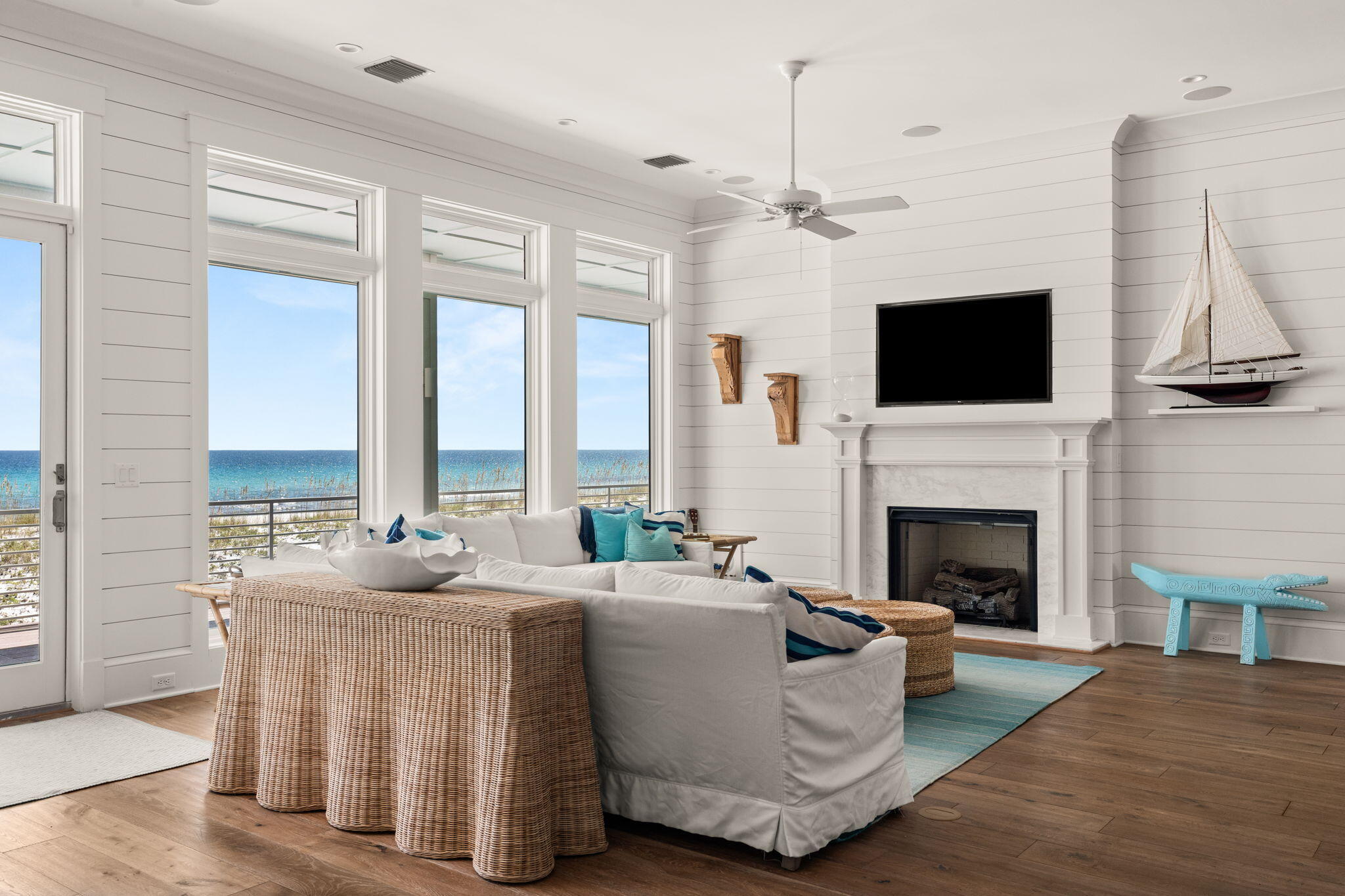 VILLA PRIMERA - Residential