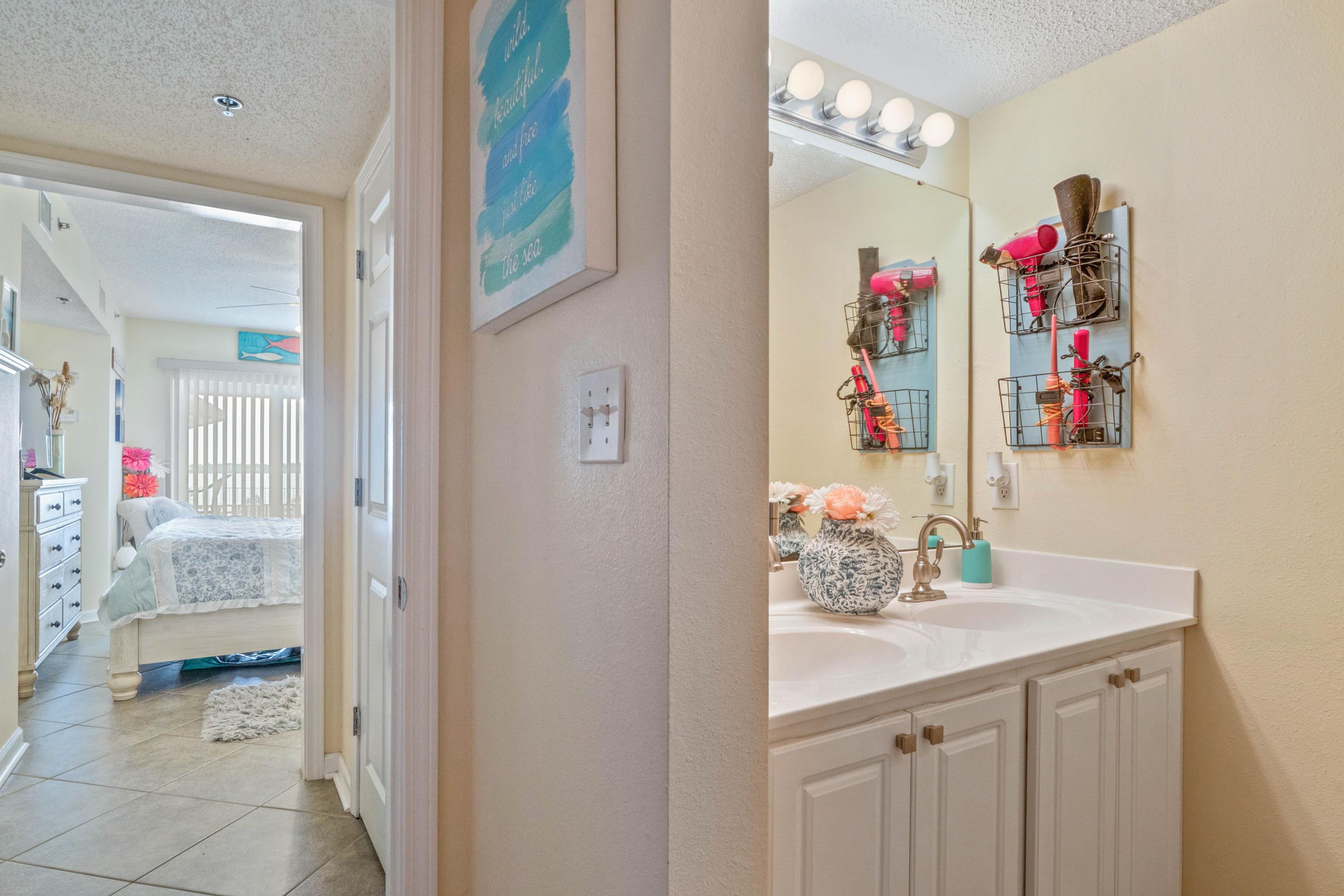 INTERCOASTAL POINTE - Residential