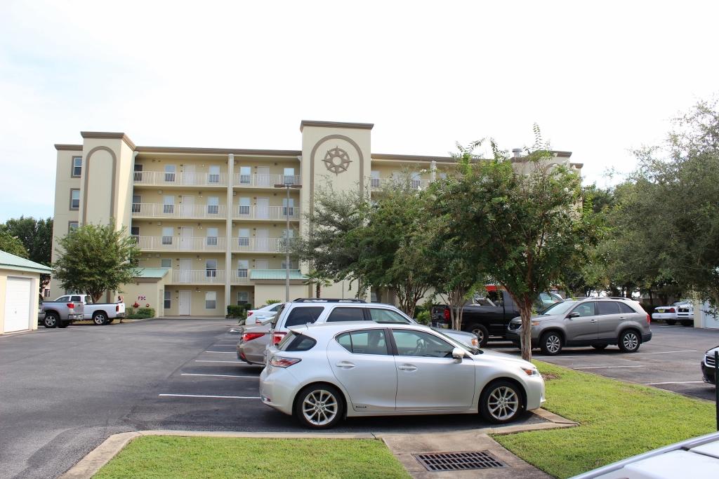 INTERCOASTAL POINTE - Residential