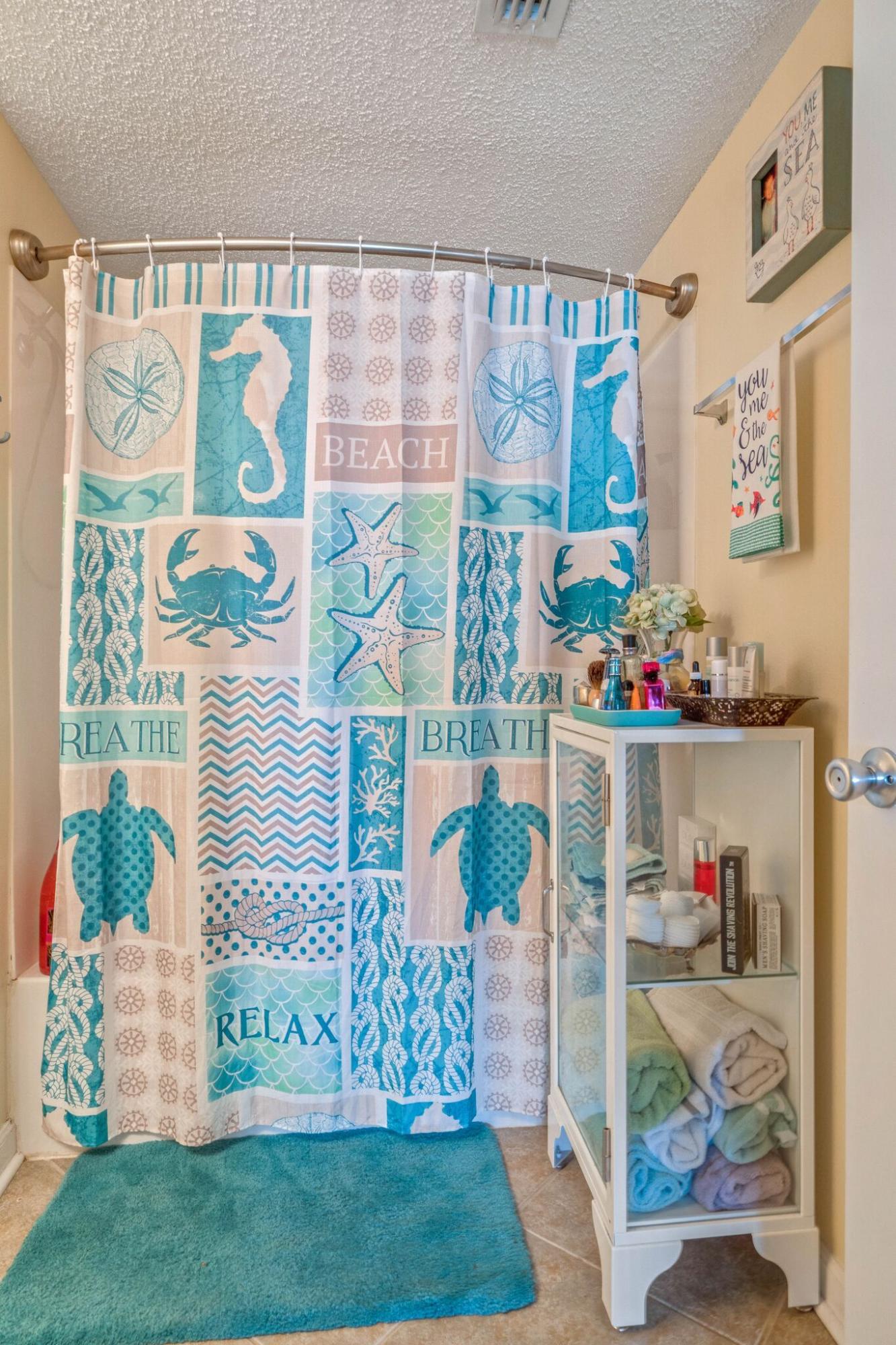 INTERCOASTAL POINTE - Residential