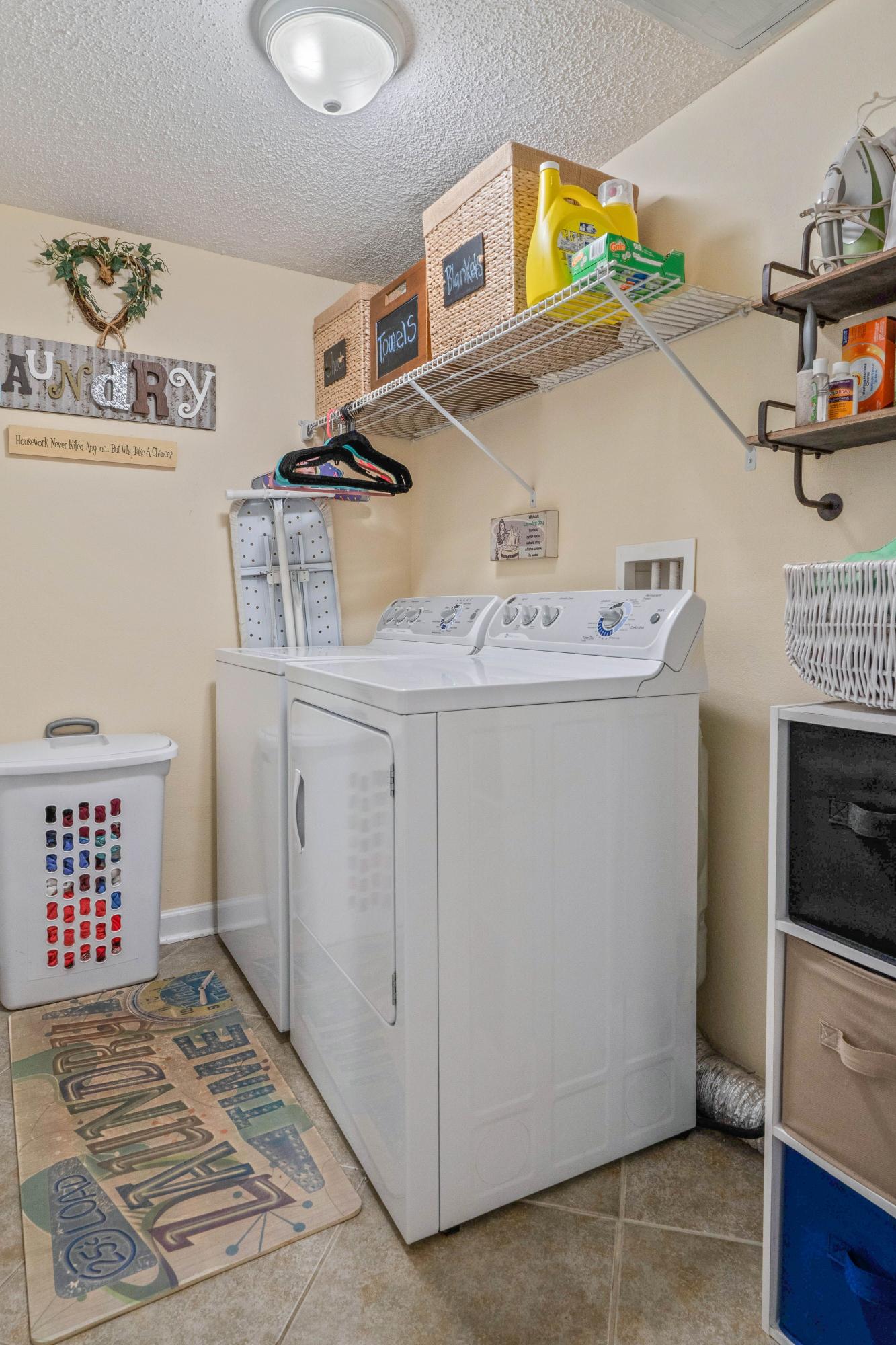 INTERCOASTAL POINTE - Residential