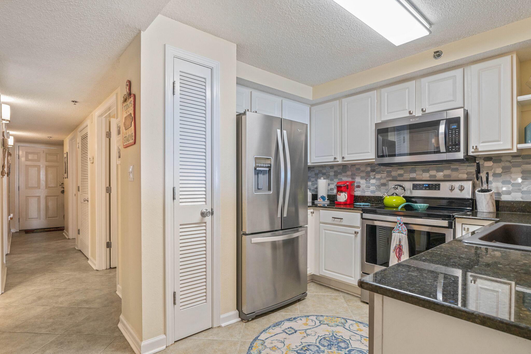 INTERCOASTAL POINTE - Residential