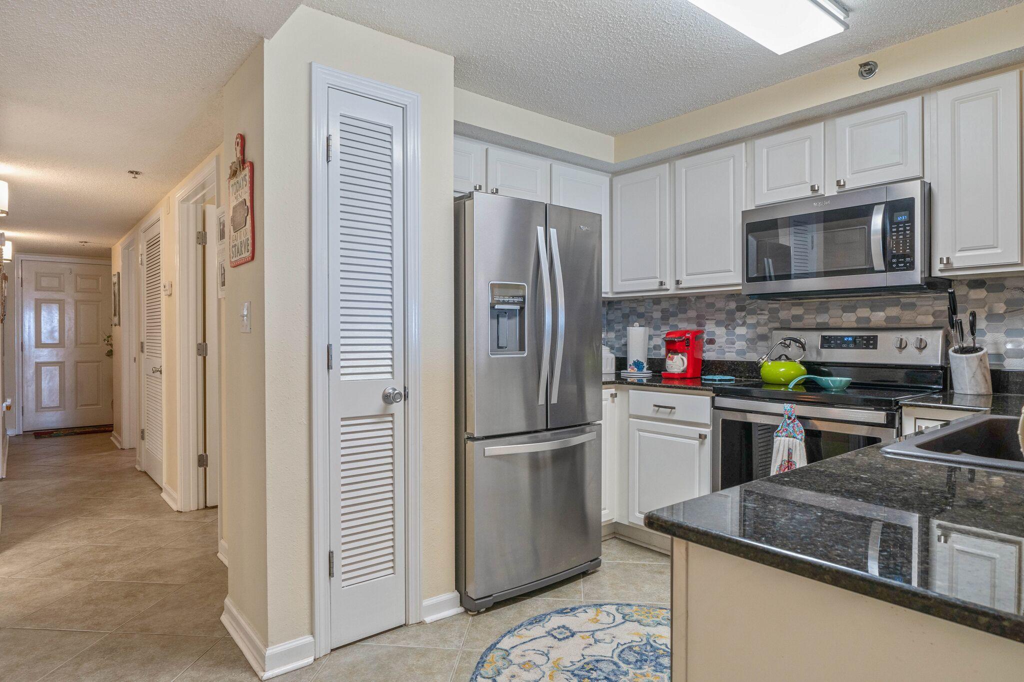 INTERCOASTAL POINTE - Residential