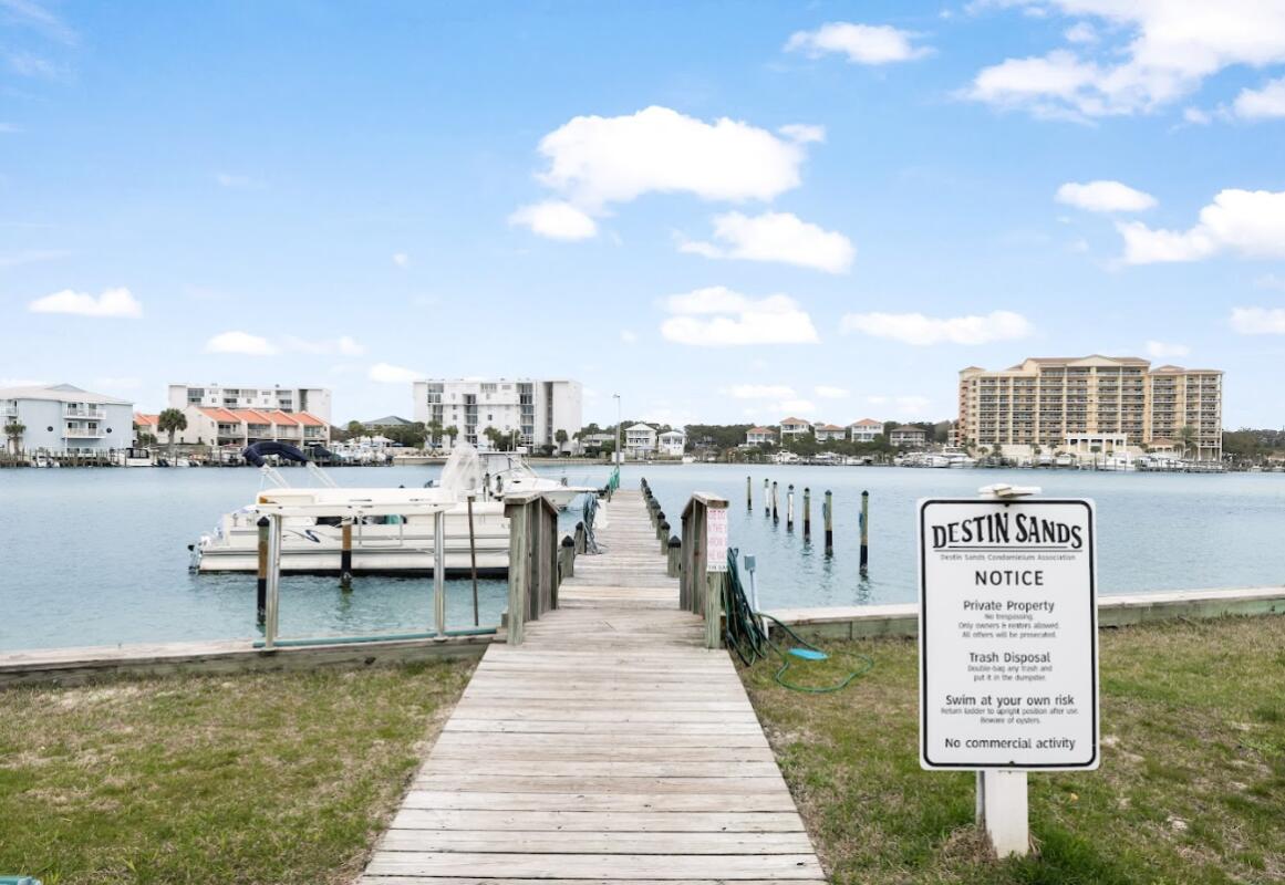 DESTIN SANDS CONDO - Residential