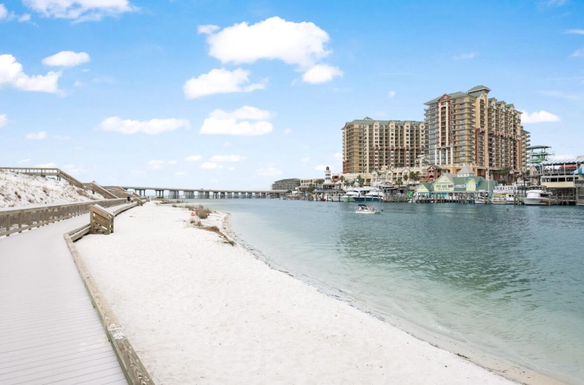 DESTIN SANDS CONDO - Residential