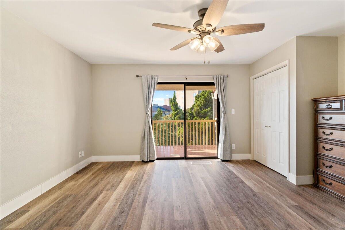 CLIPPER COVE T/H - Residential