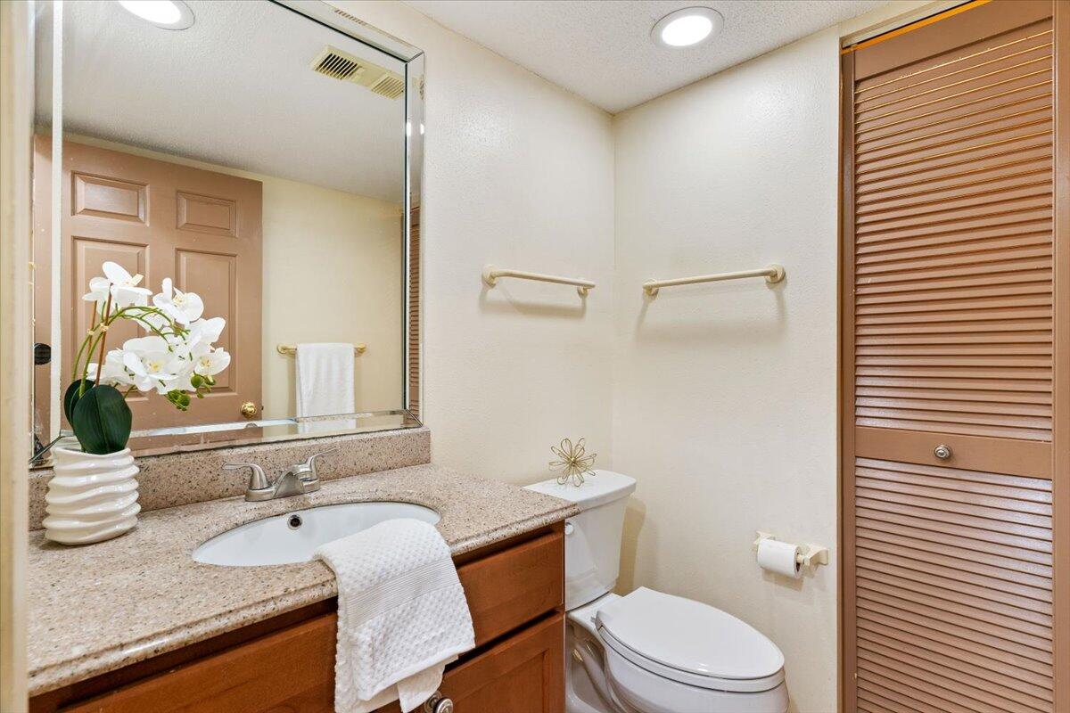 CLIPPER COVE T/H - Residential