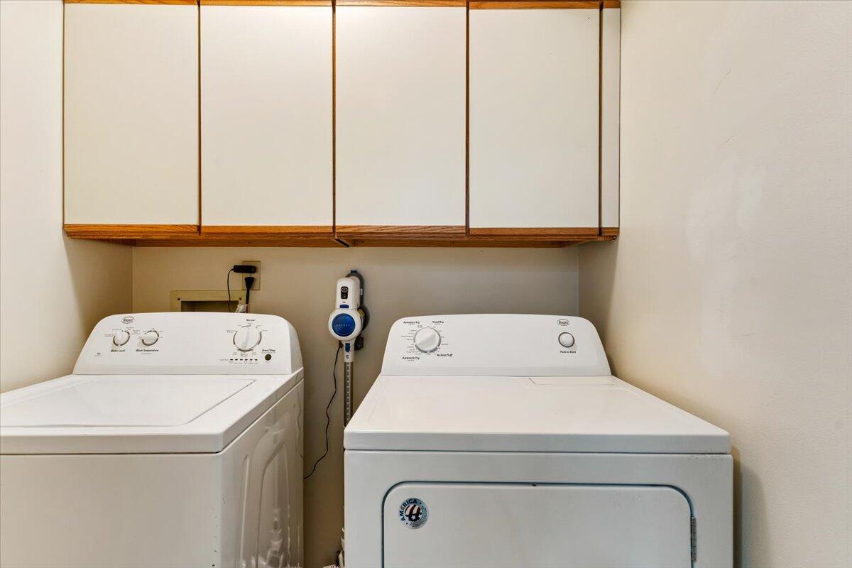 CLIPPER COVE T/H - Residential