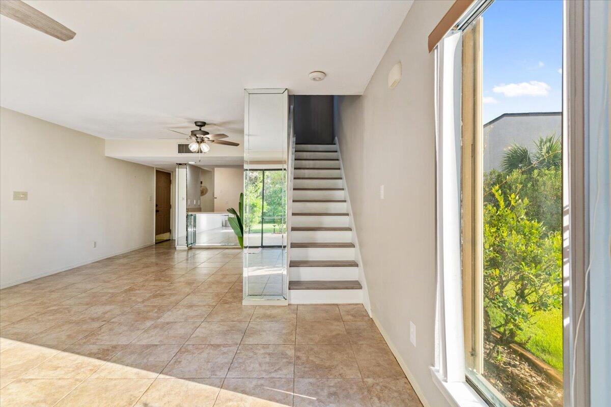 CLIPPER COVE T/H - Residential