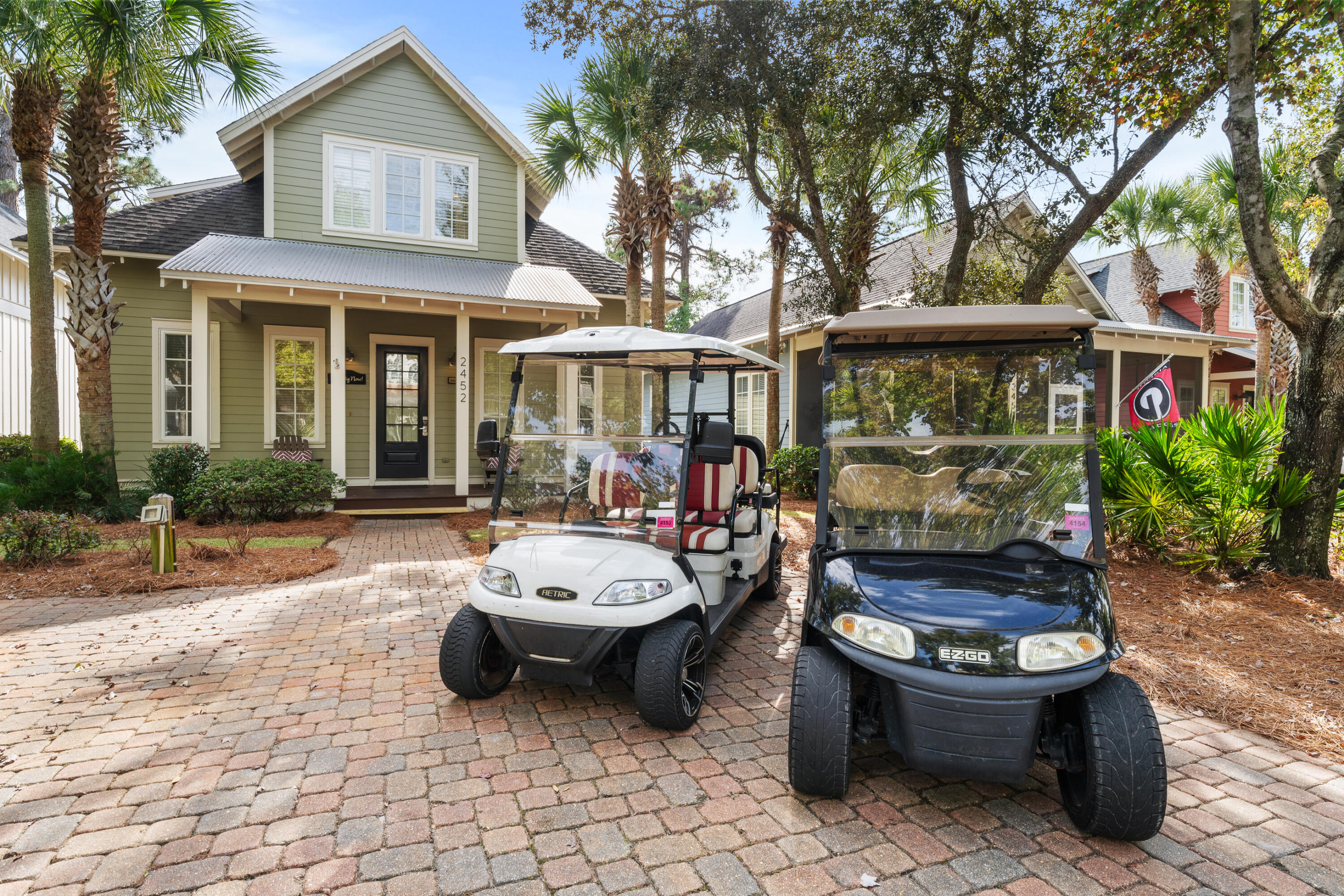 BUNGALOS AT SANDESTIN - Residential