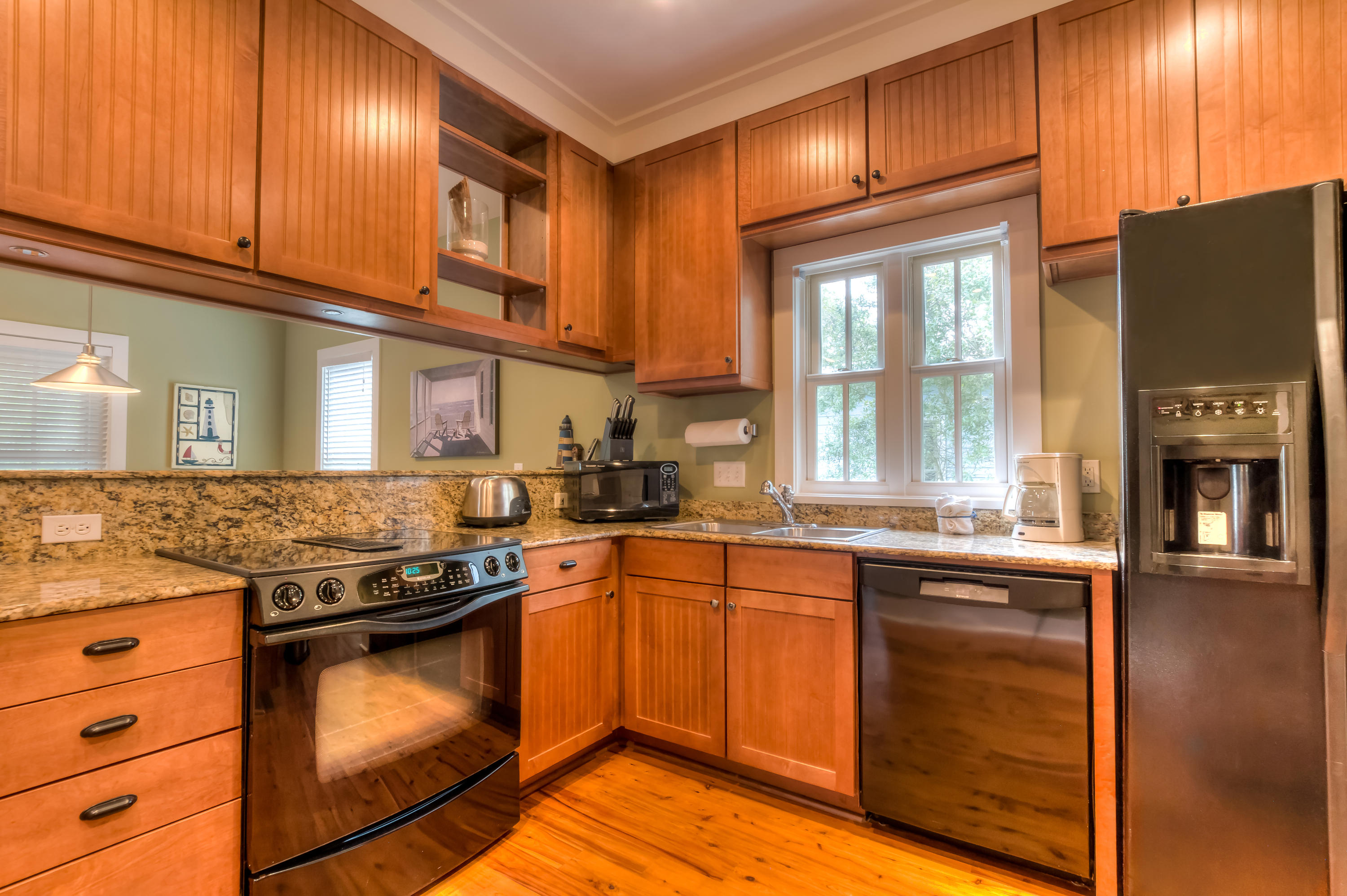 MAGNOLIA COTTAGES BY THE SEA - Residential