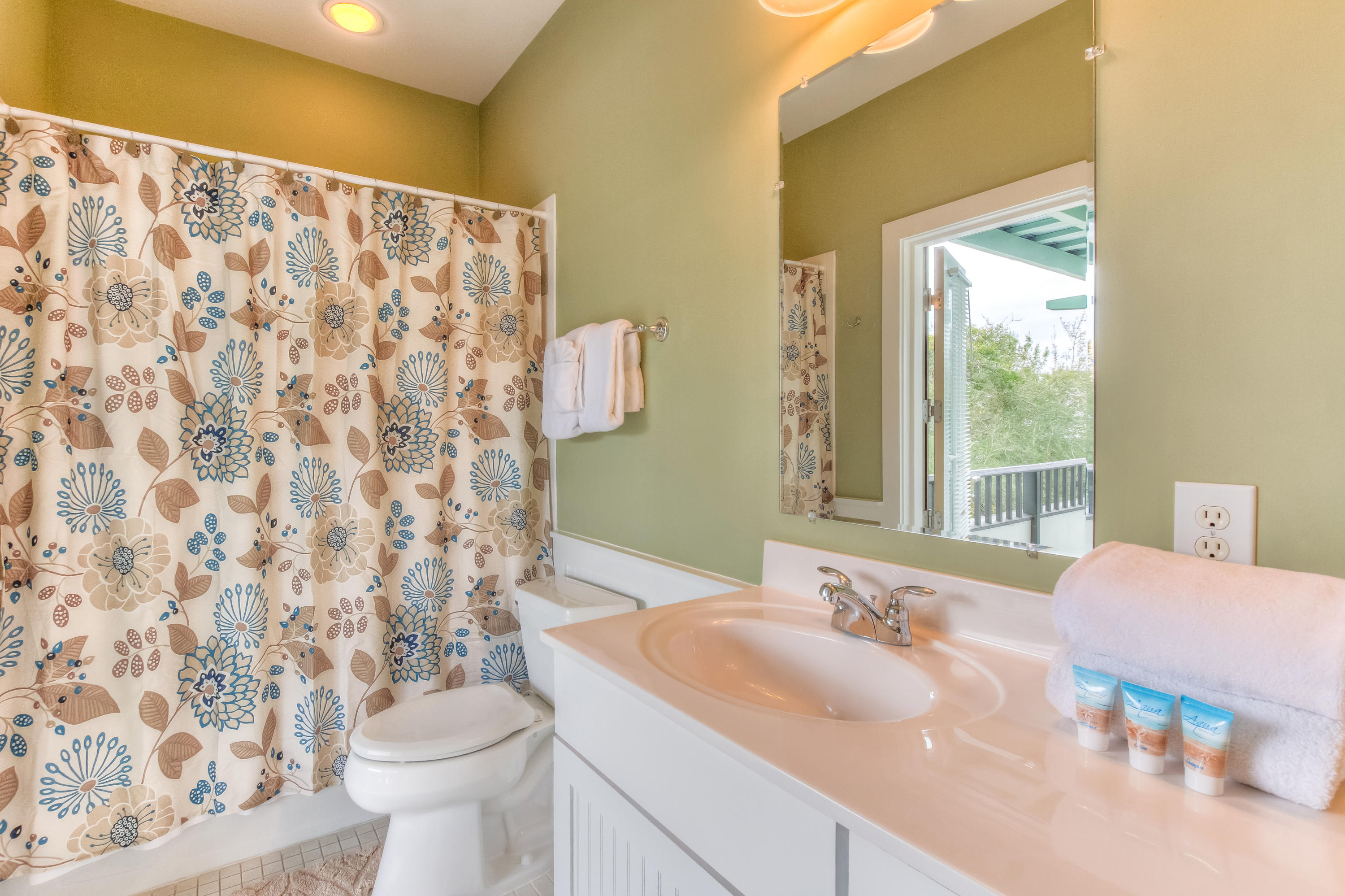 MAGNOLIA COTTAGES BY THE SEA - Residential