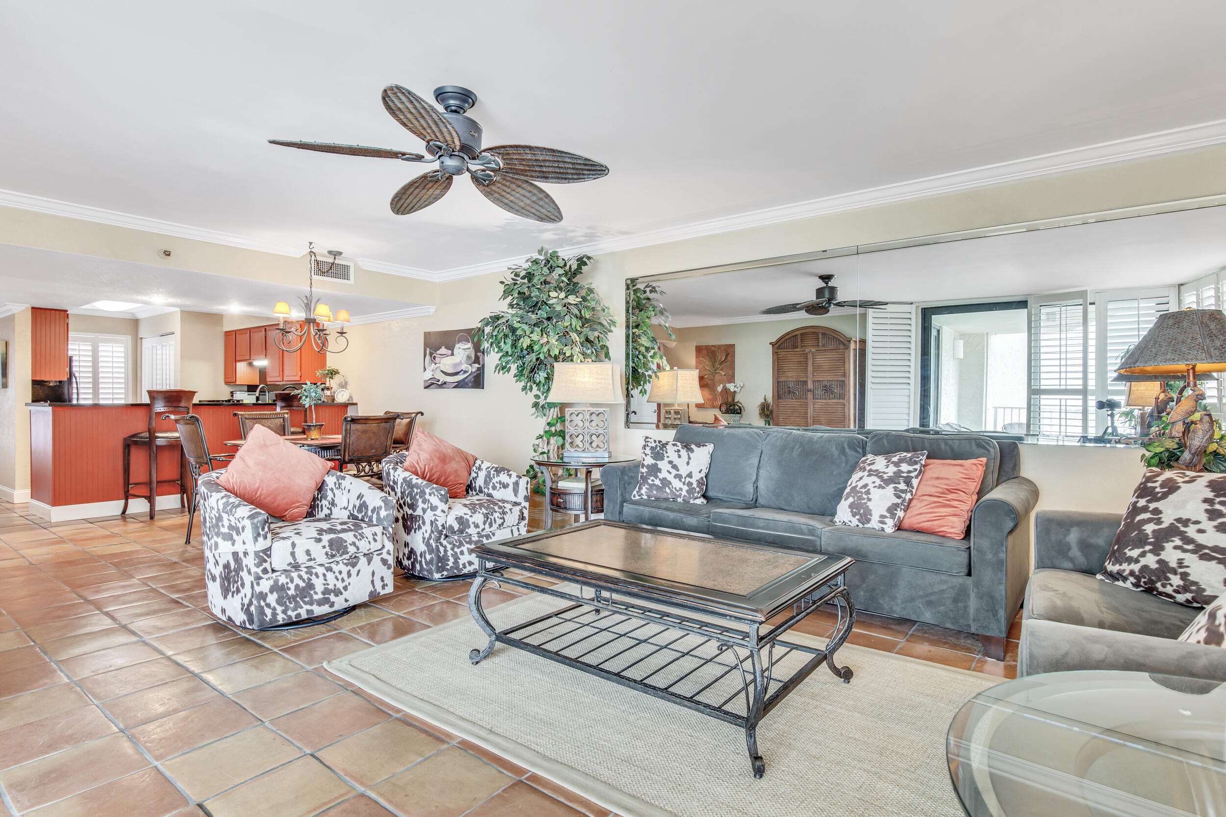 MAINSAIL CONDO PH 1 - Residential