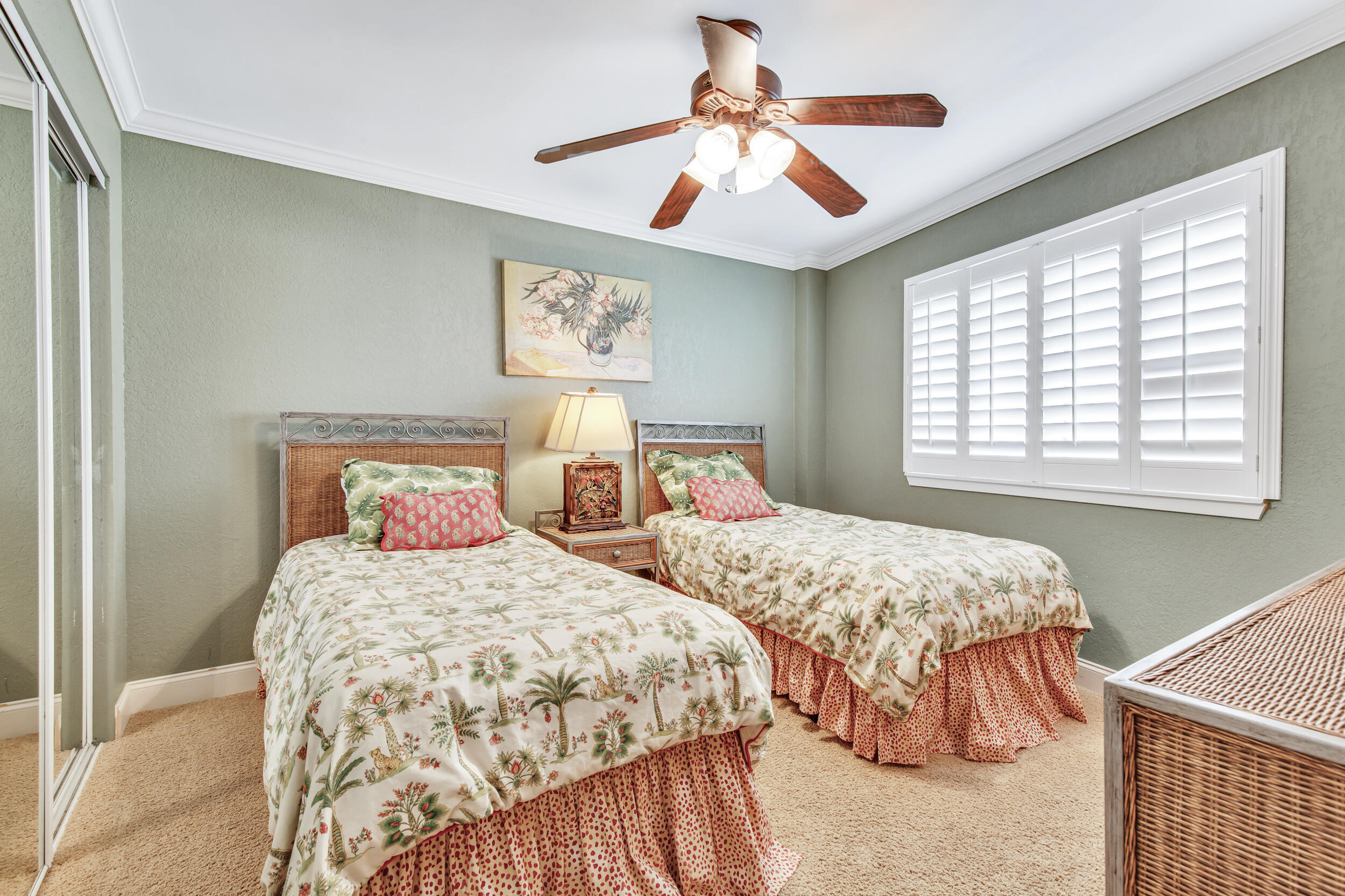 MAINSAIL CONDO PH 1 - Residential