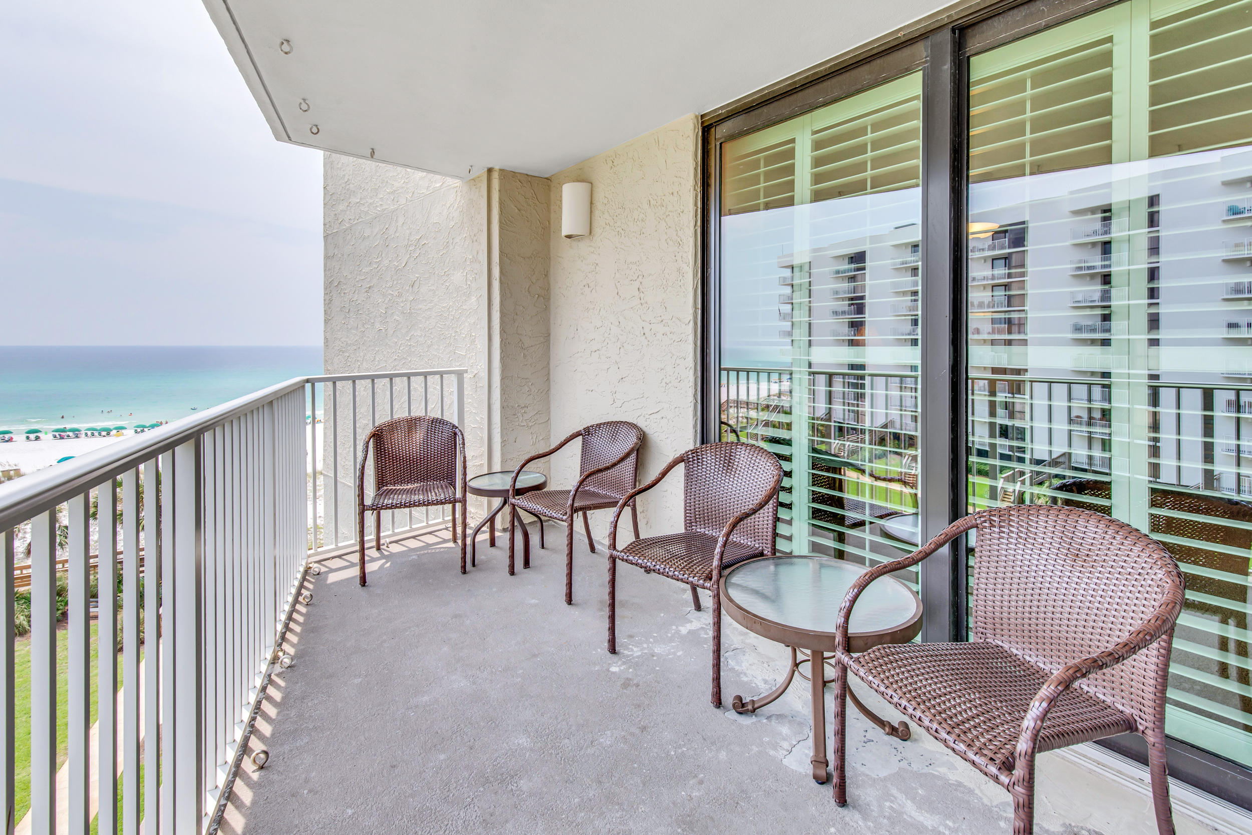 MAINSAIL CONDO PH 1 - Residential