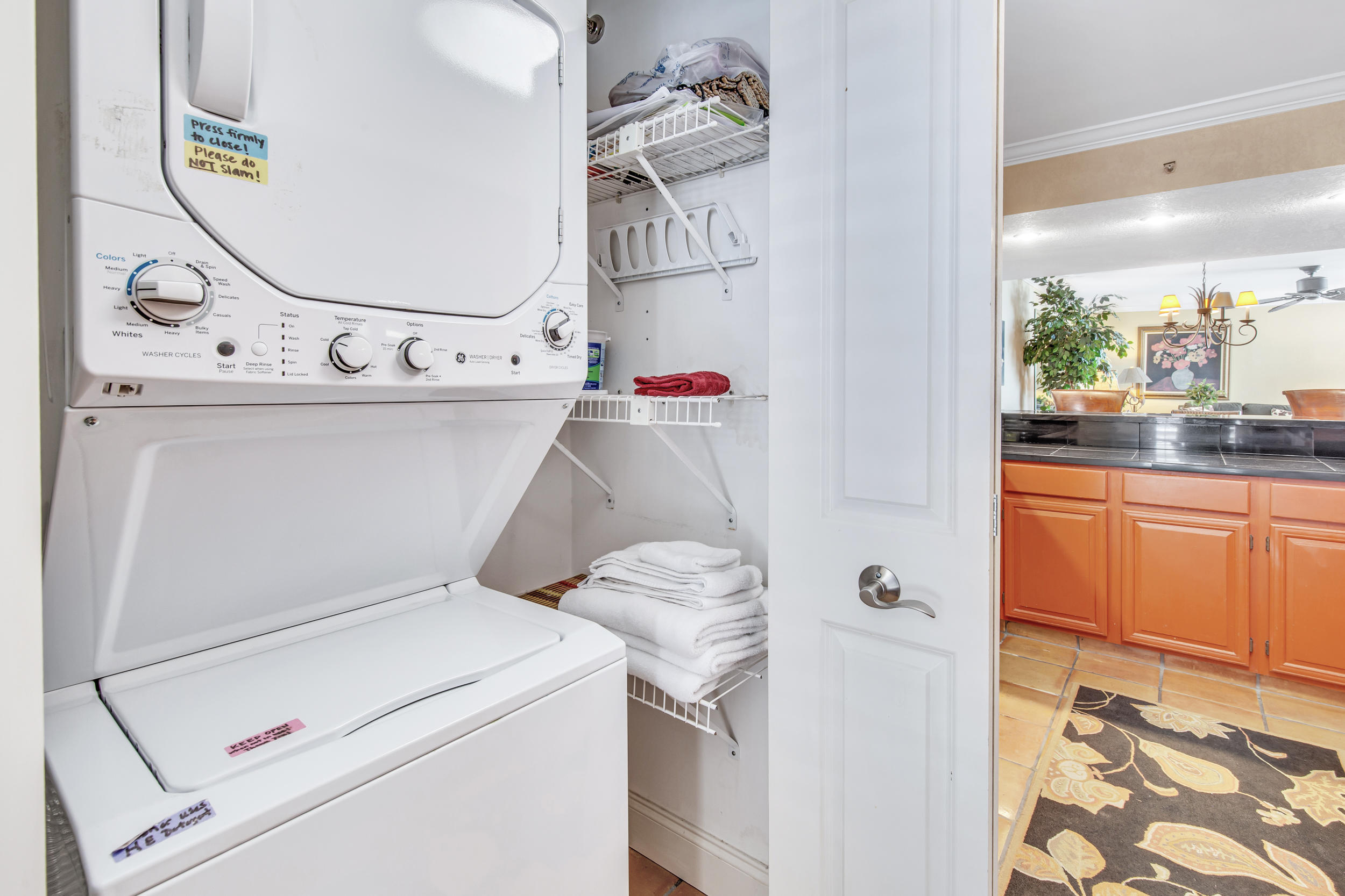 MAINSAIL CONDO PH 1 - Residential