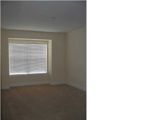 EAGLE BAY - Residential Lease