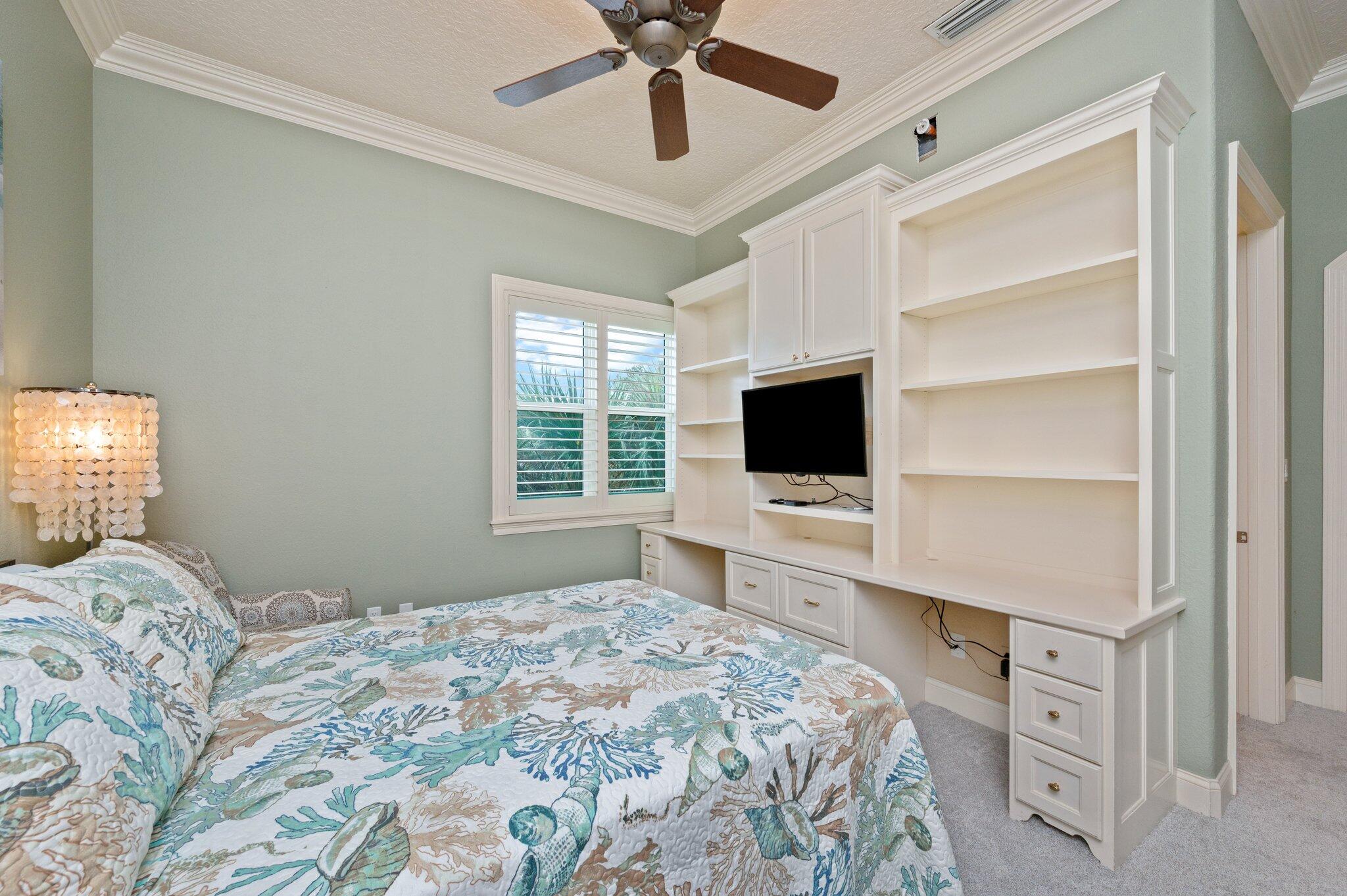 TRANQUIL HARBOR - Residential