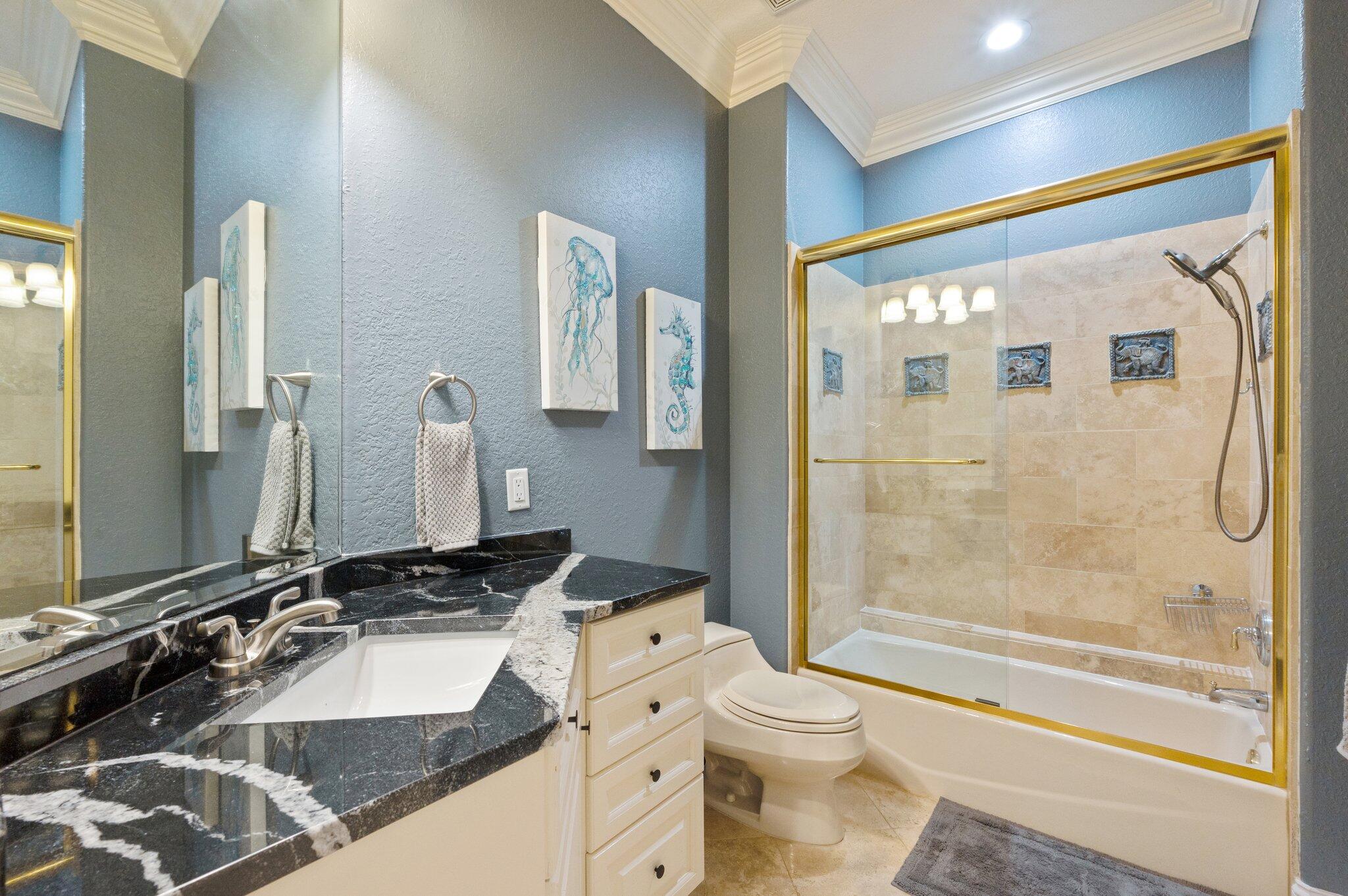 TRANQUIL HARBOR - Residential