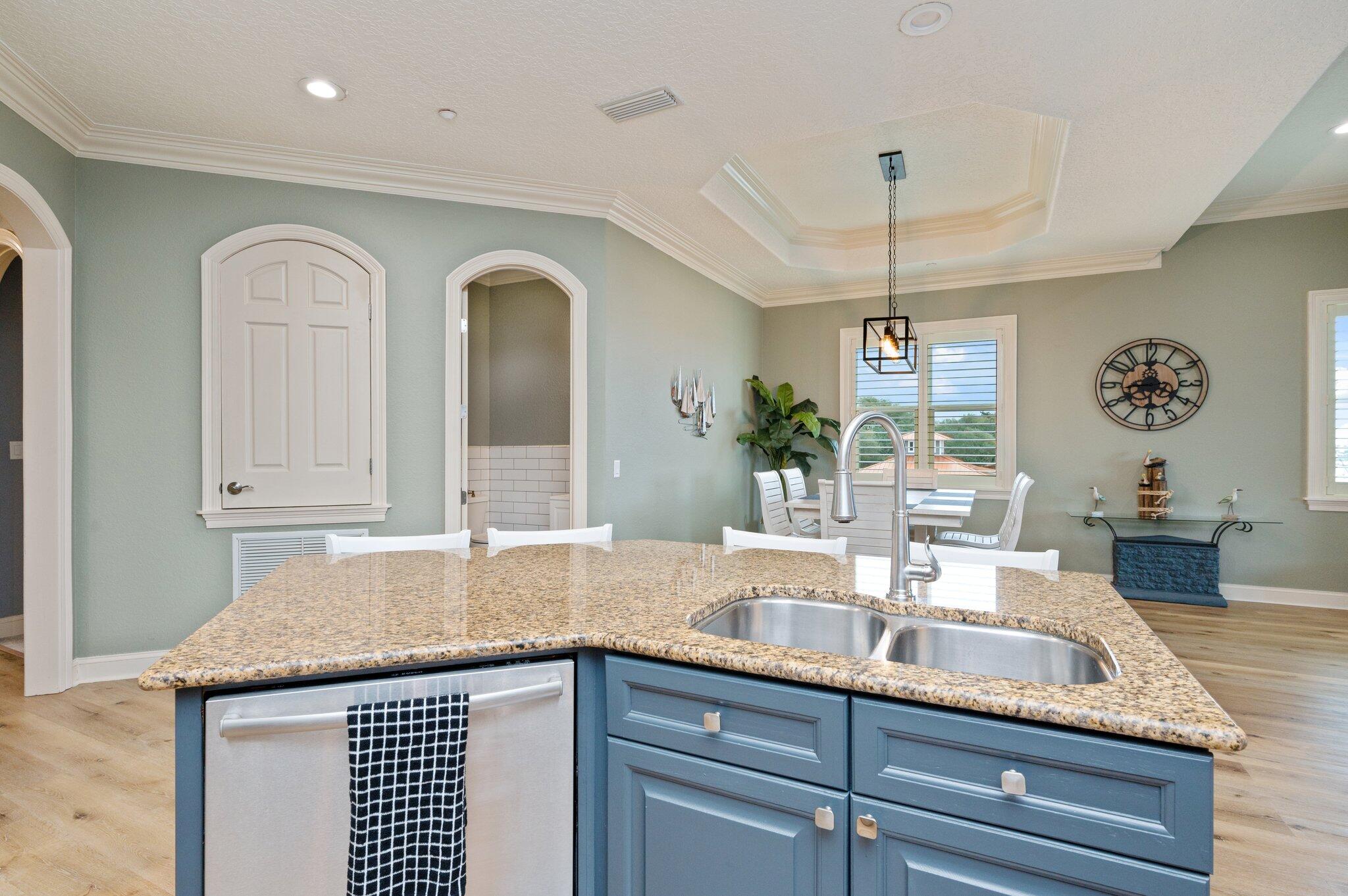 TRANQUIL HARBOR - Residential