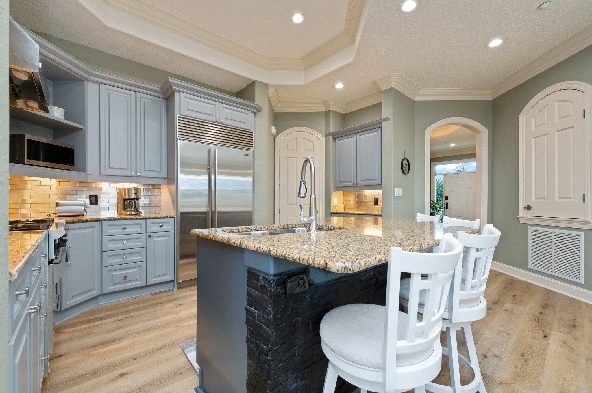 TRANQUIL HARBOR - Residential