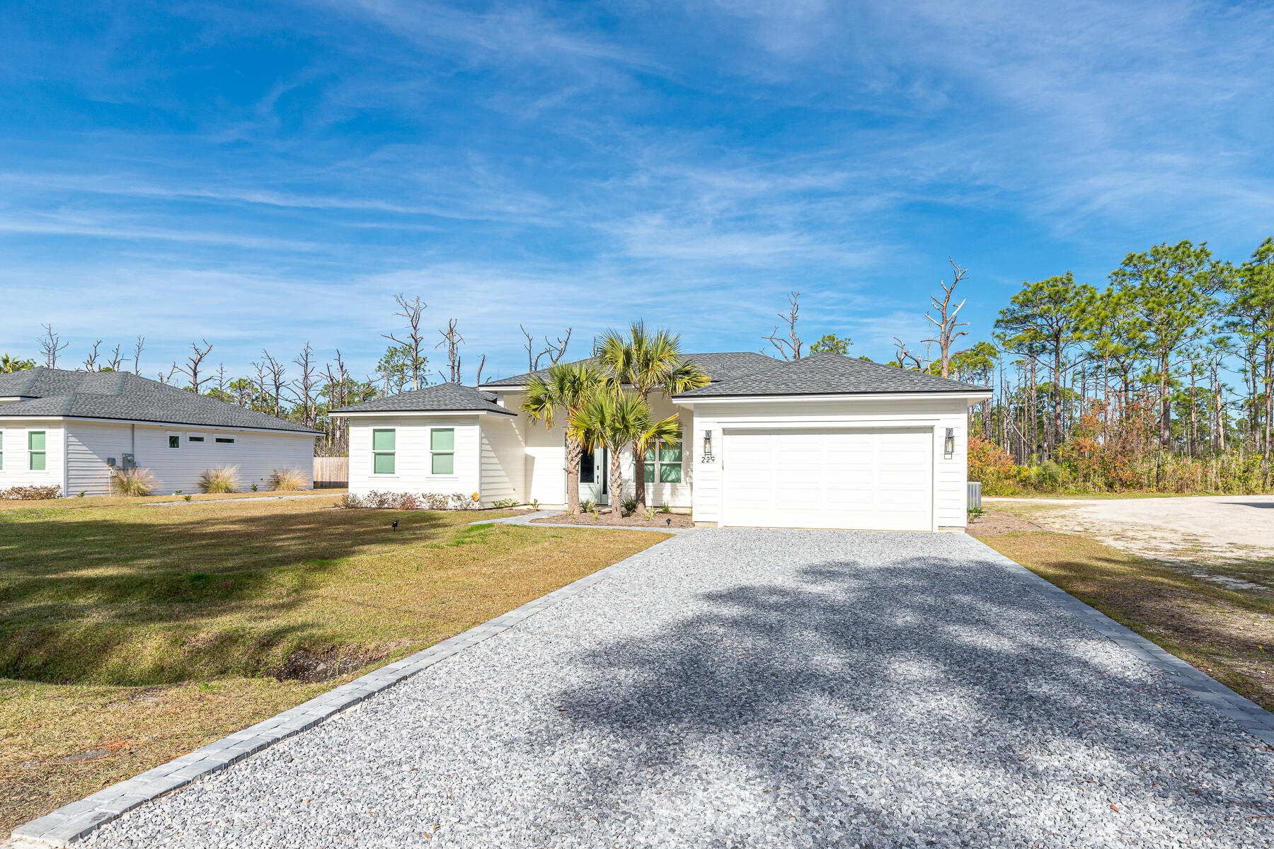 Loral Rd - Residential