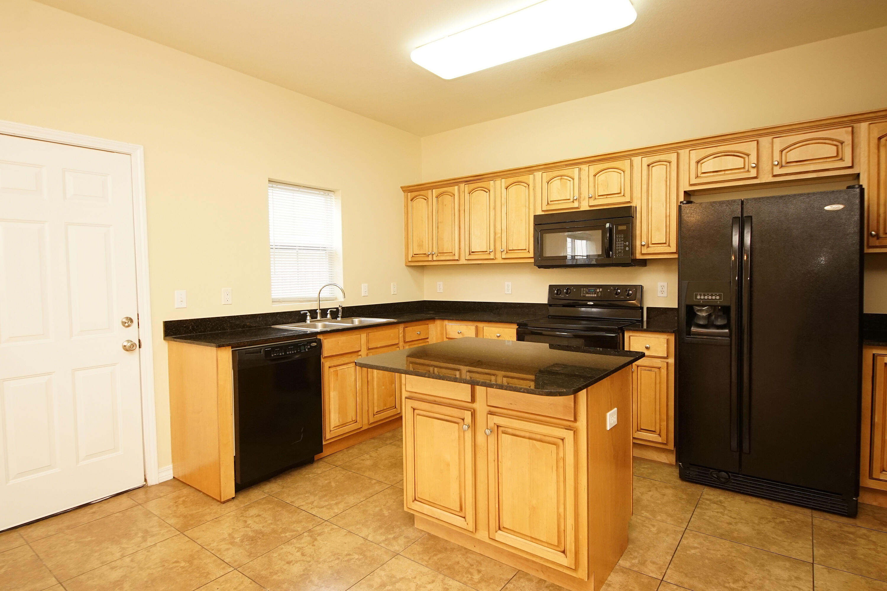 MERIDIAN SQUARE TOWNHOMES - Residential