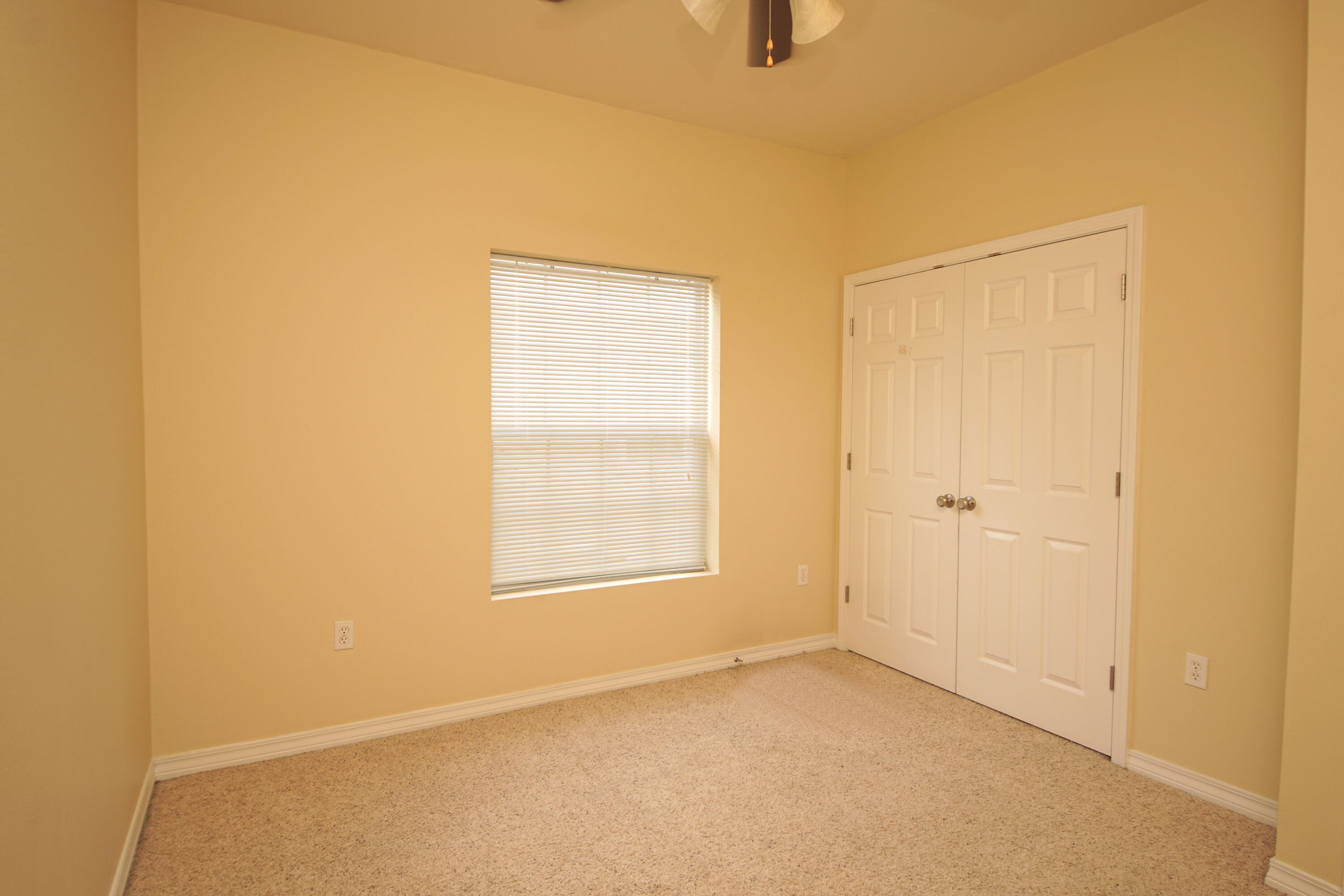 MERIDIAN SQUARE TOWNHOMES - Residential