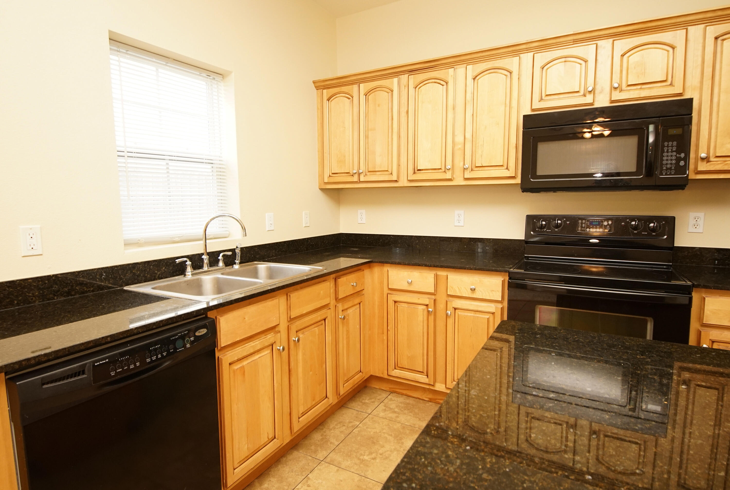 MERIDIAN SQUARE TOWNHOMES - Residential