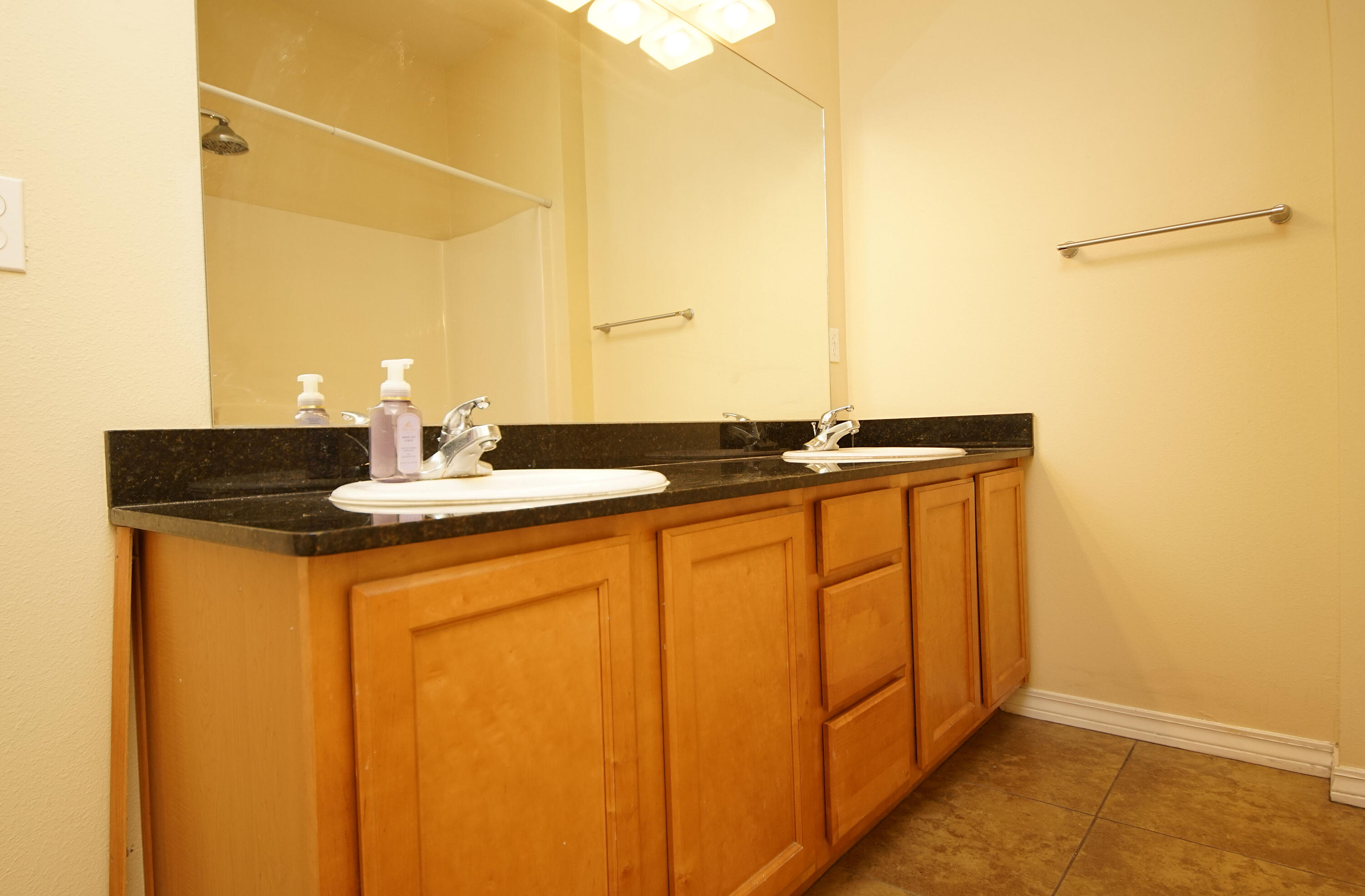 MERIDIAN SQUARE TOWNHOMES - Residential