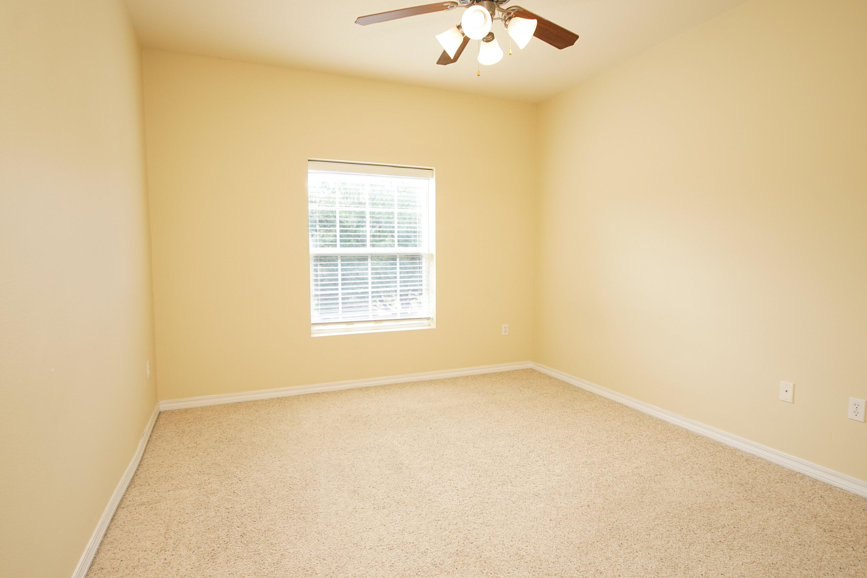 MERIDIAN SQUARE TOWNHOMES - Residential