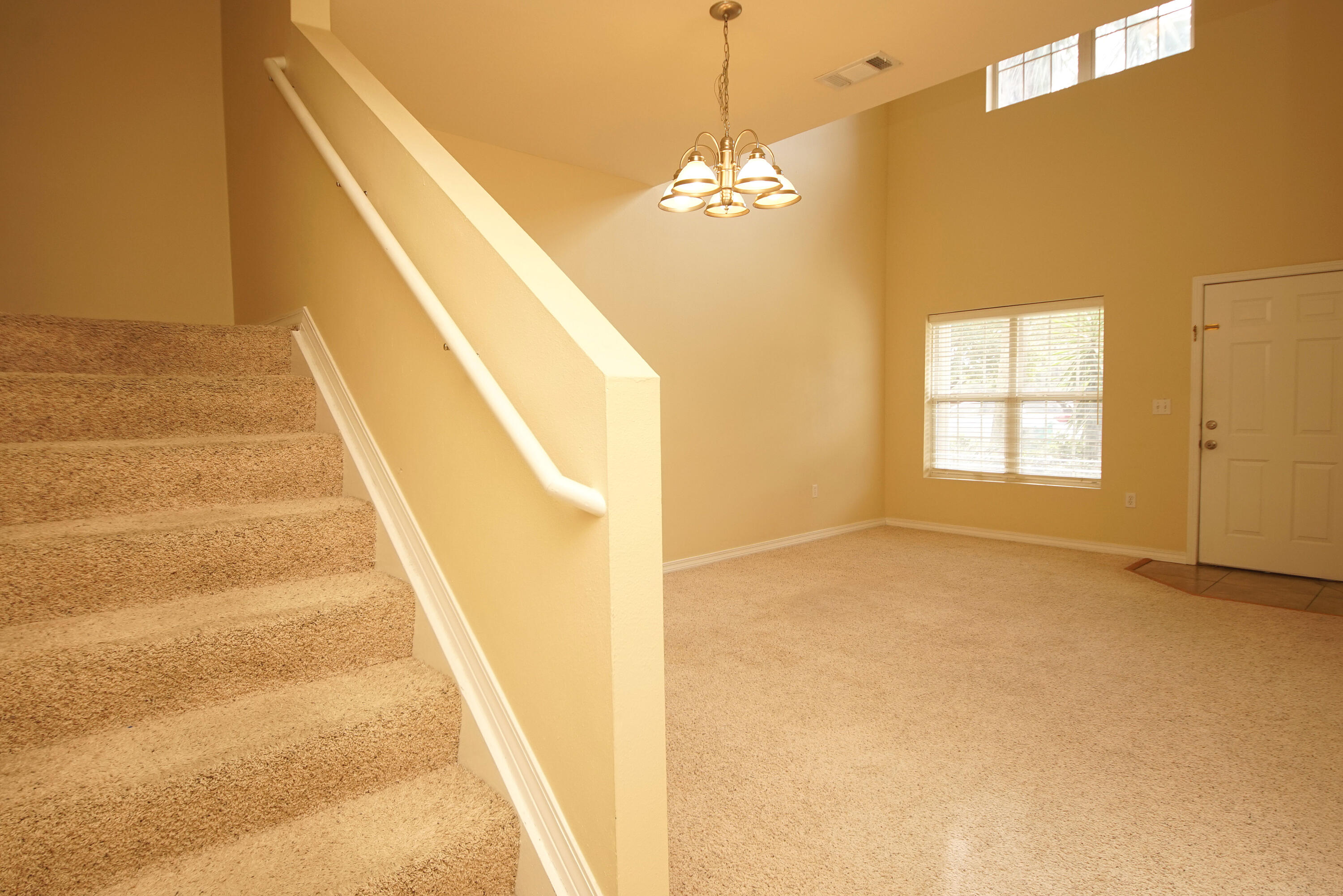 MERIDIAN SQUARE TOWNHOMES - Residential