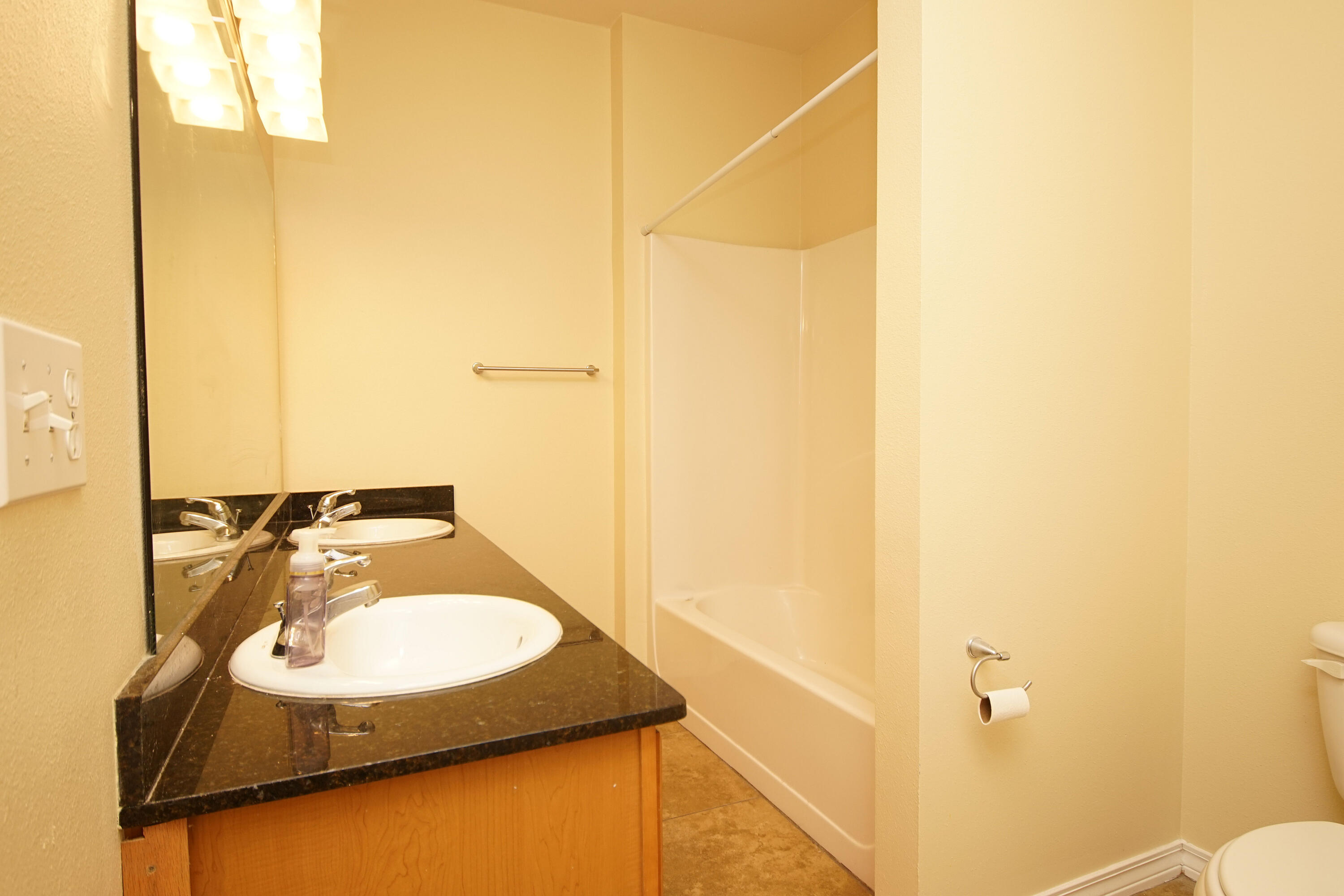 MERIDIAN SQUARE TOWNHOMES - Residential