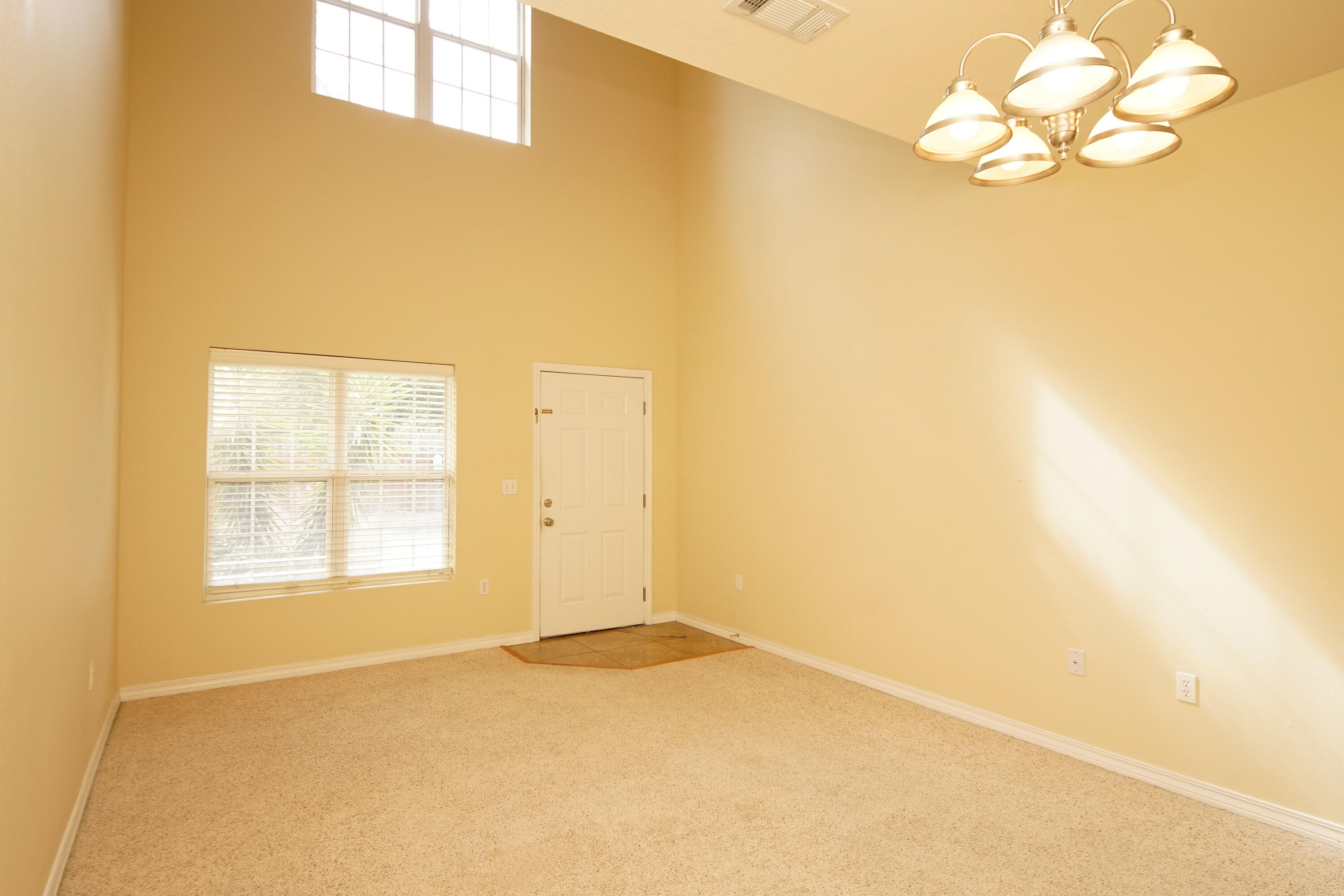 MERIDIAN SQUARE TOWNHOMES - Residential