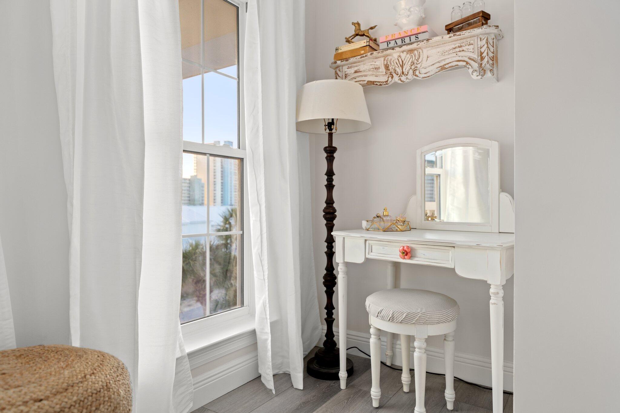 LONG BEACH 3RD ADDN - Residential