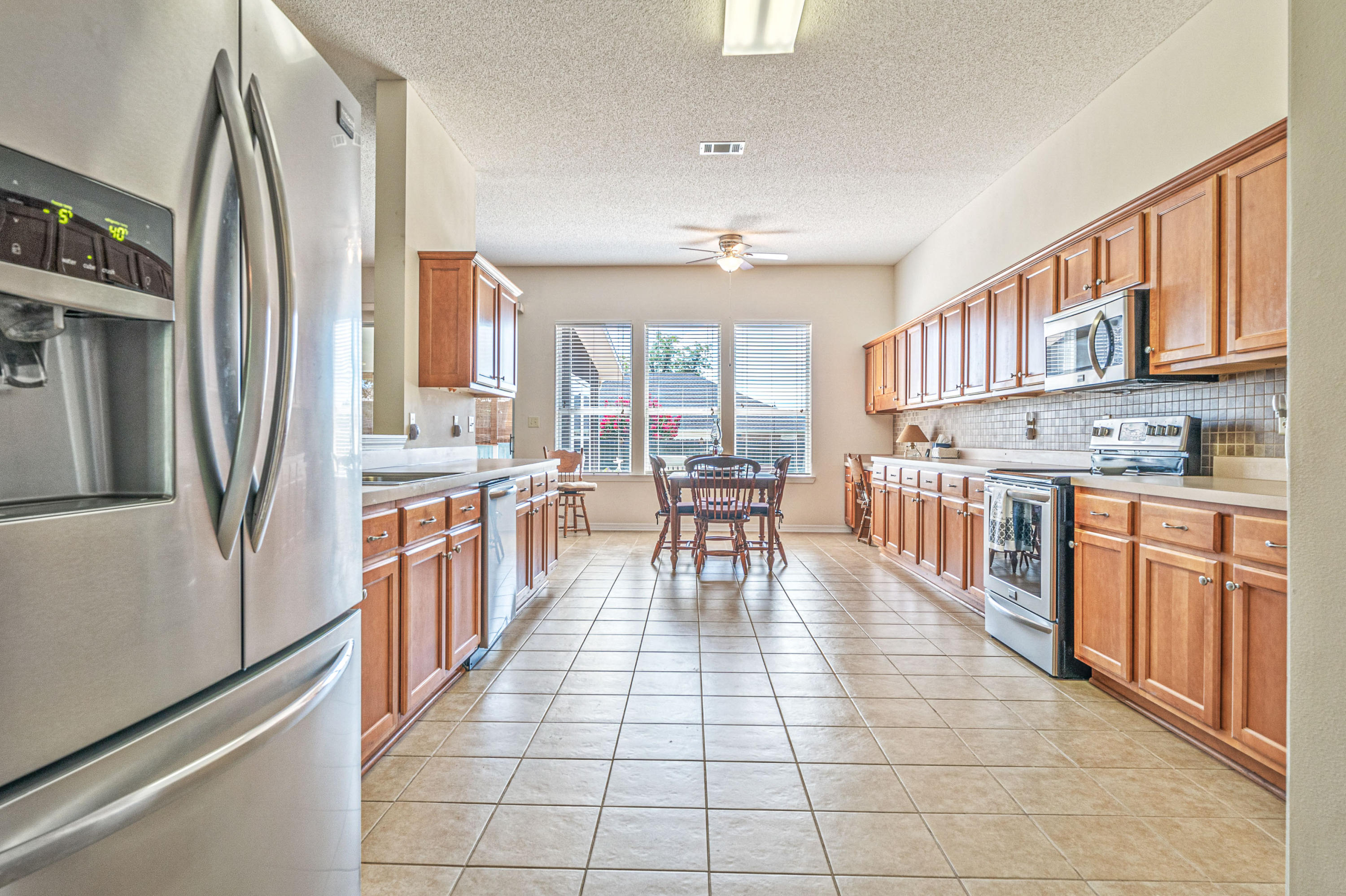 BROOKE ESTATES PH I - Residential