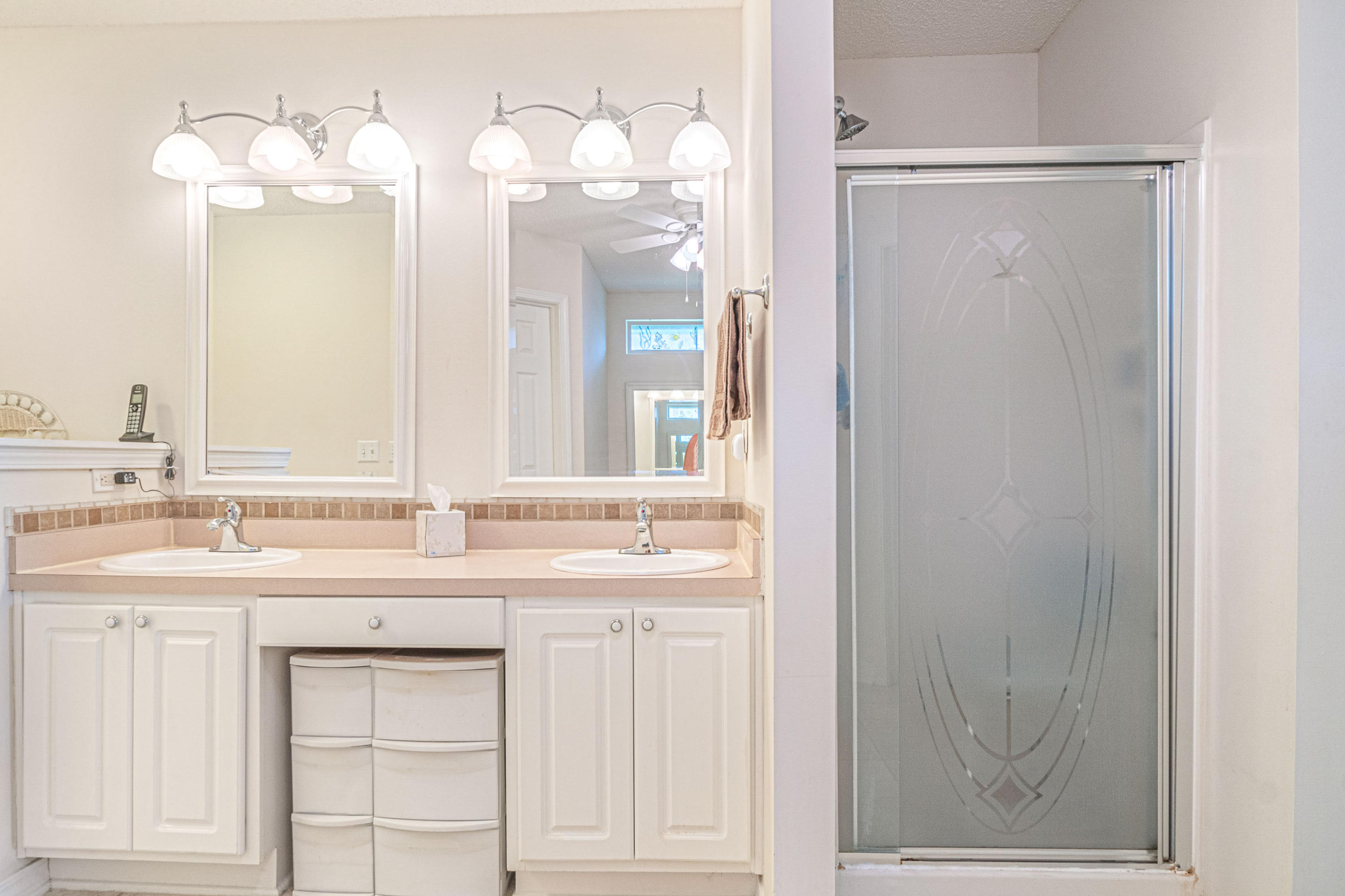BROOKE ESTATES PH I - Residential
