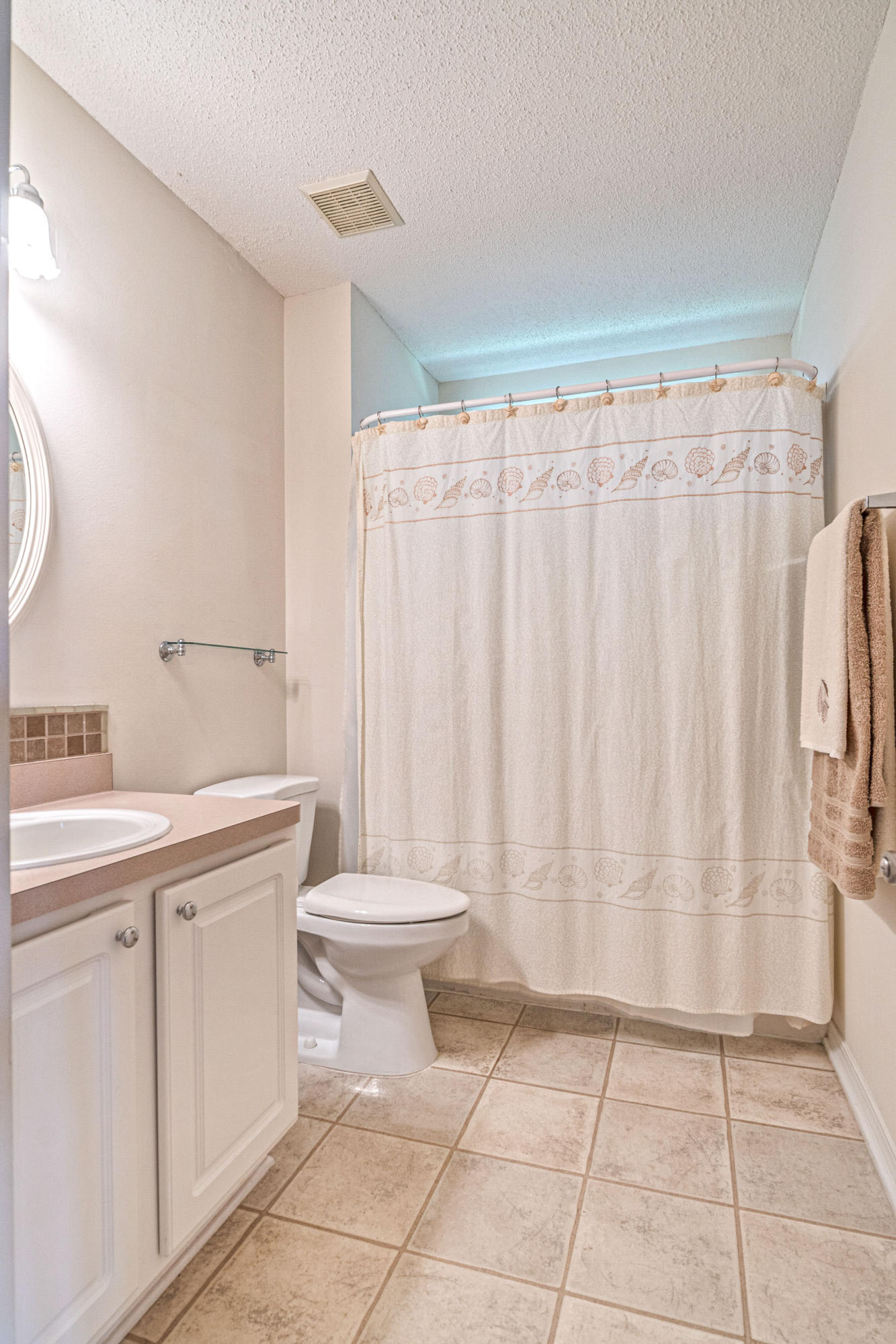 BROOKE ESTATES PH I - Residential