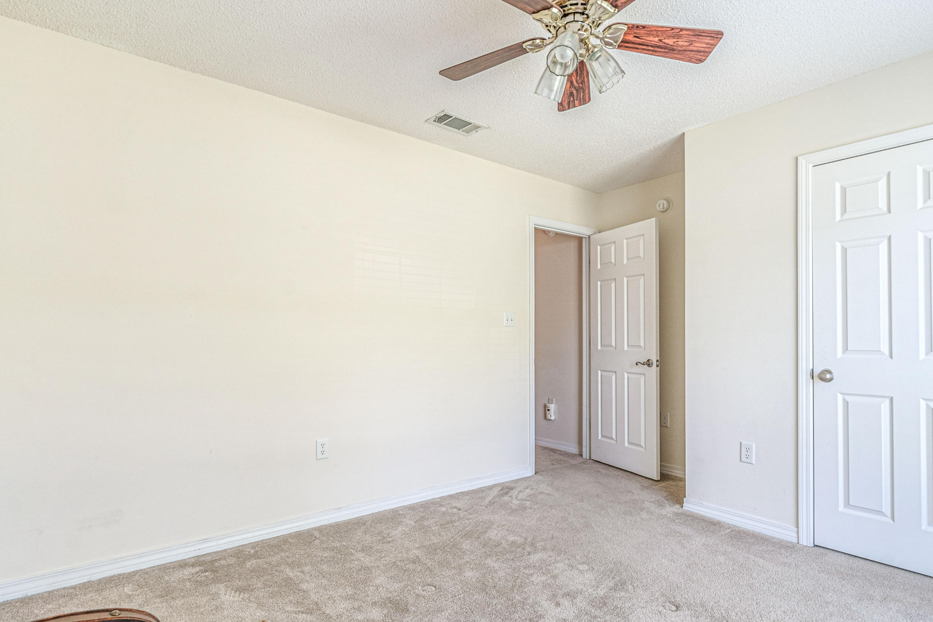 BROOKE ESTATES PH I - Residential