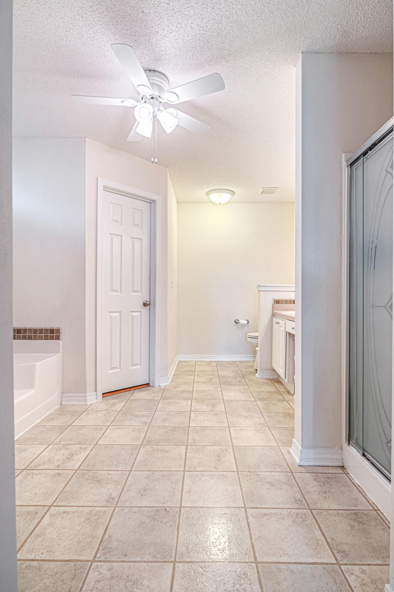 BROOKE ESTATES PH I - Residential
