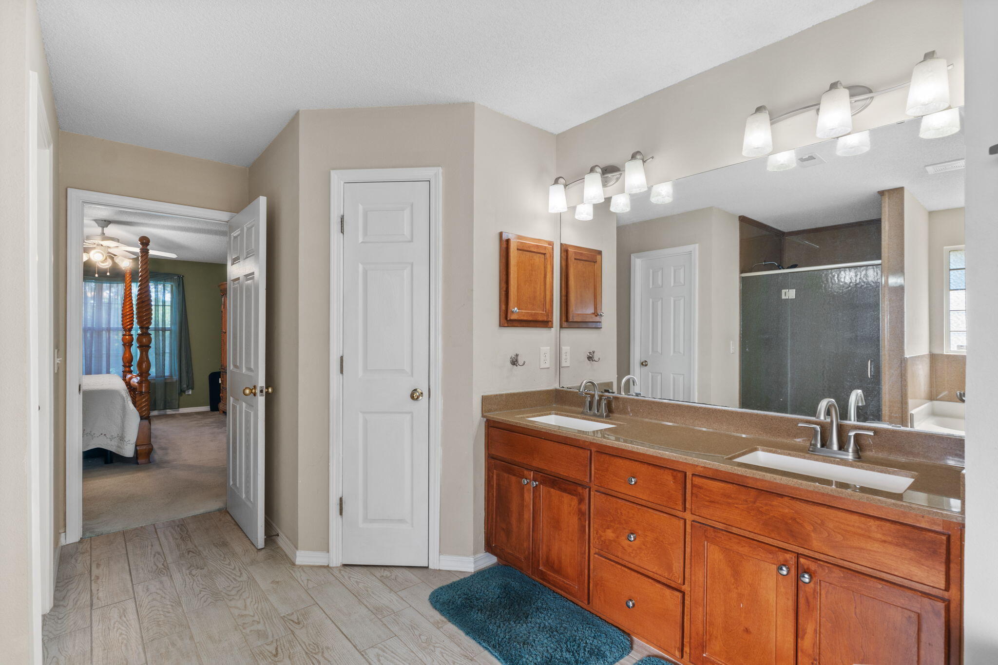 ESTATES AT MARCUS LAKE - Residential