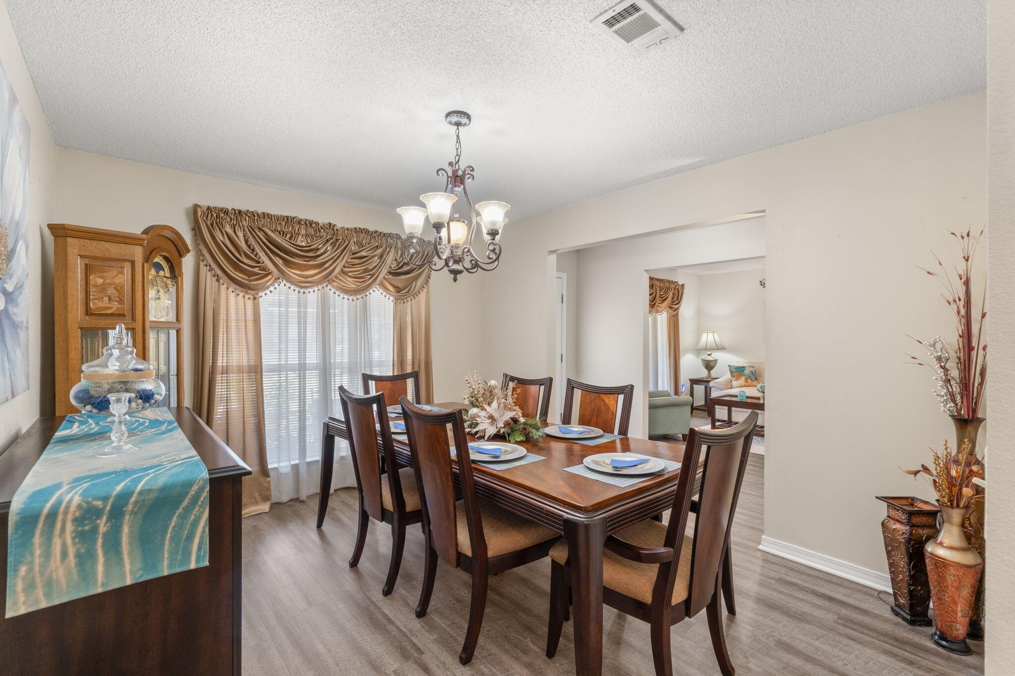 ESTATES AT MARCUS LAKE - Residential